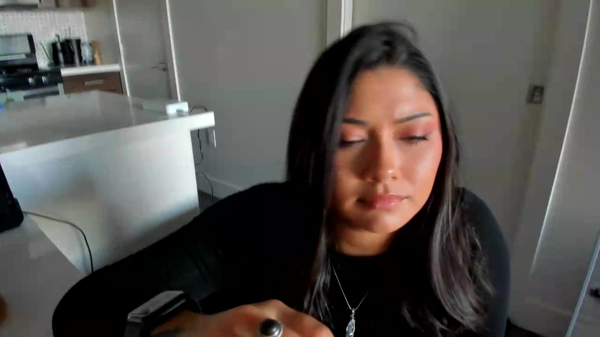 Gallery image thumbnail from YourGoddessLu's myfreecams stream on, 08/18/2026, 01:52 image 17 of 20