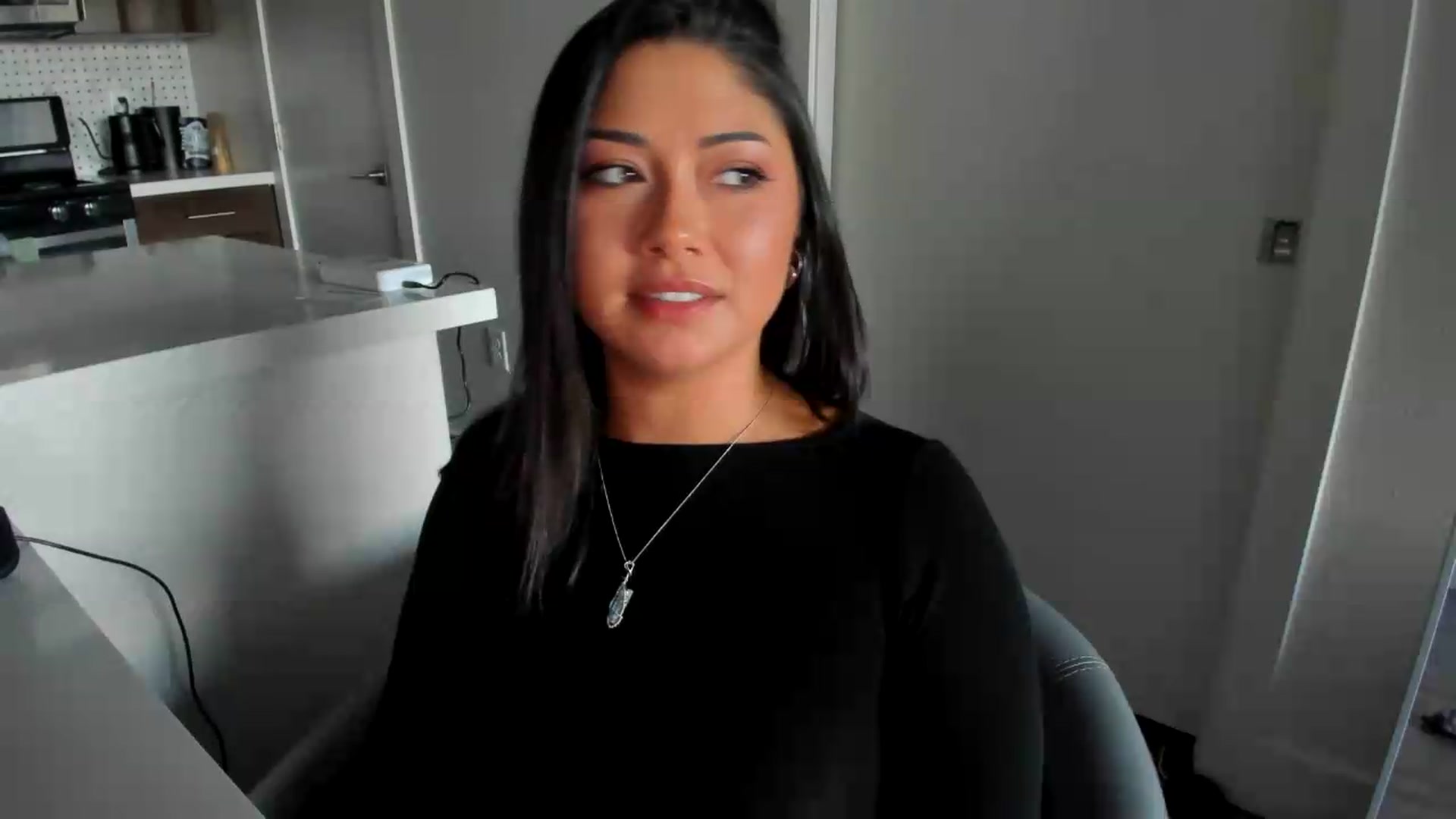 Gallery image thumbnail from YourGoddessLu's myfreecams stream on, 08/18/2026, 02:15 image 4 of 20