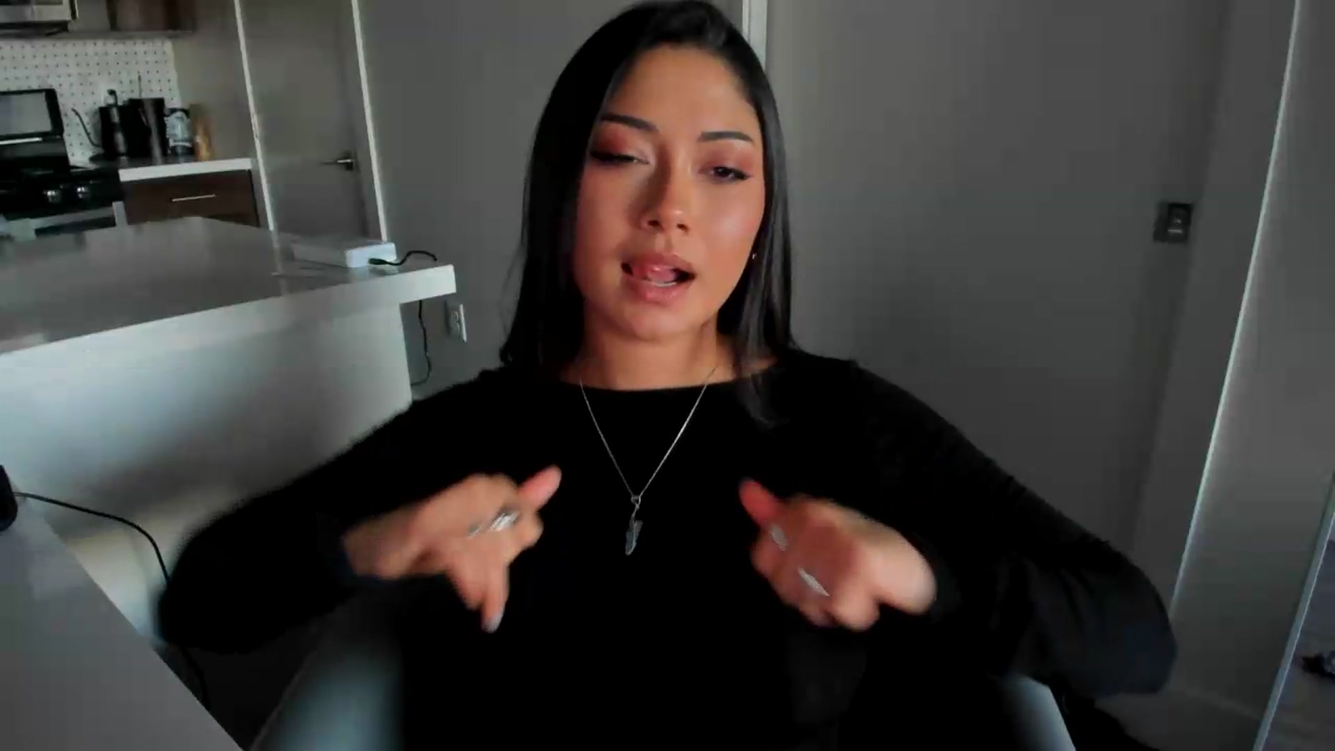 Gallery image thumbnail from YourGoddessLu's myfreecams stream on, 08/18/2026, 02:15 image 11 of 20