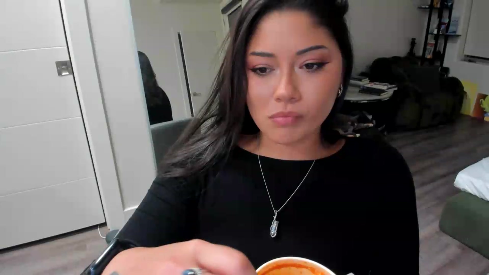 Gallery image thumbnail from YourGoddessLu's myfreecams stream on, 08/18/2026, 04:20 image 8 of 20