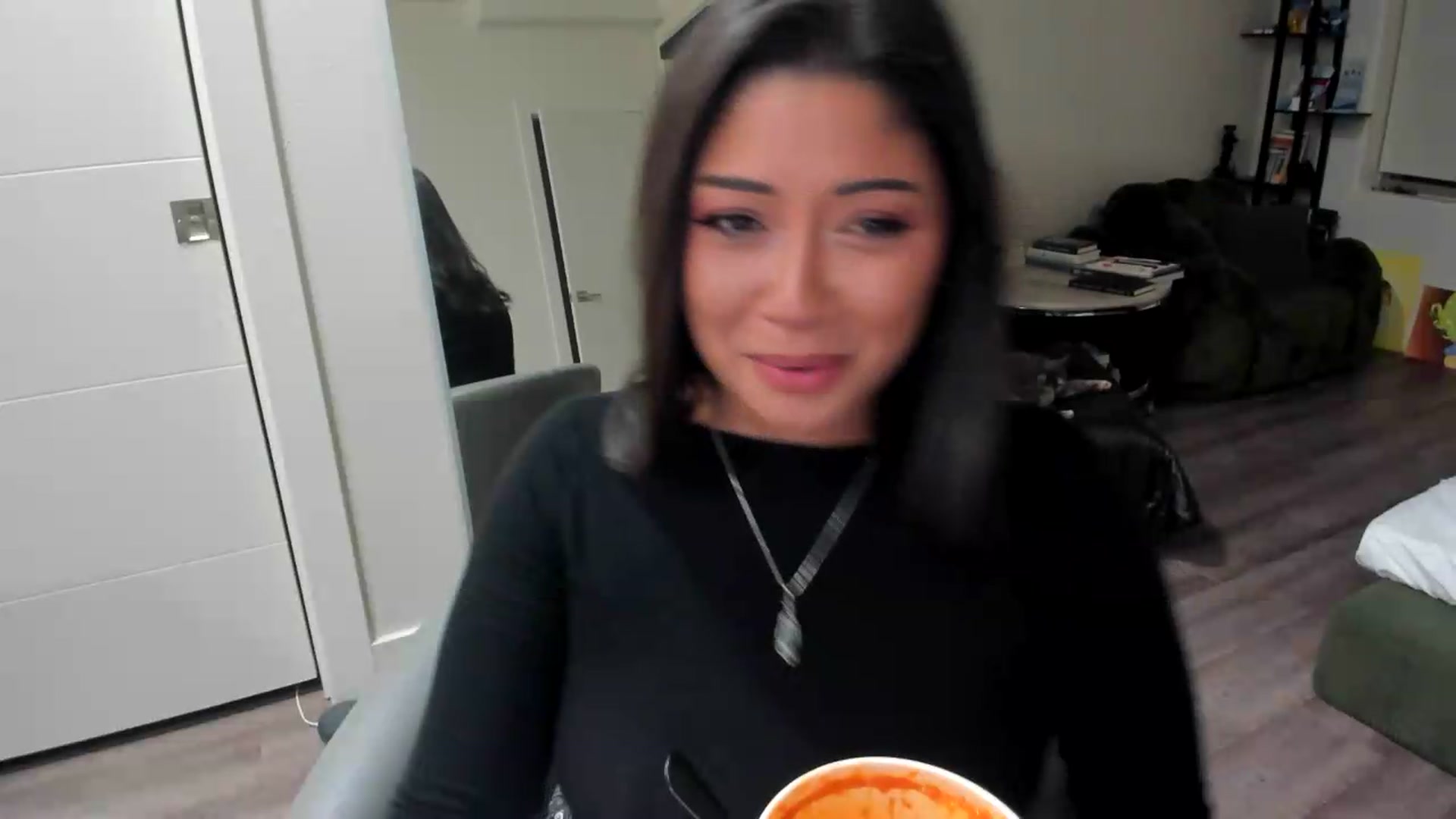 Gallery image thumbnail from YourGoddessLu's myfreecams stream on, 08/18/2026, 04:20 image 10 of 20