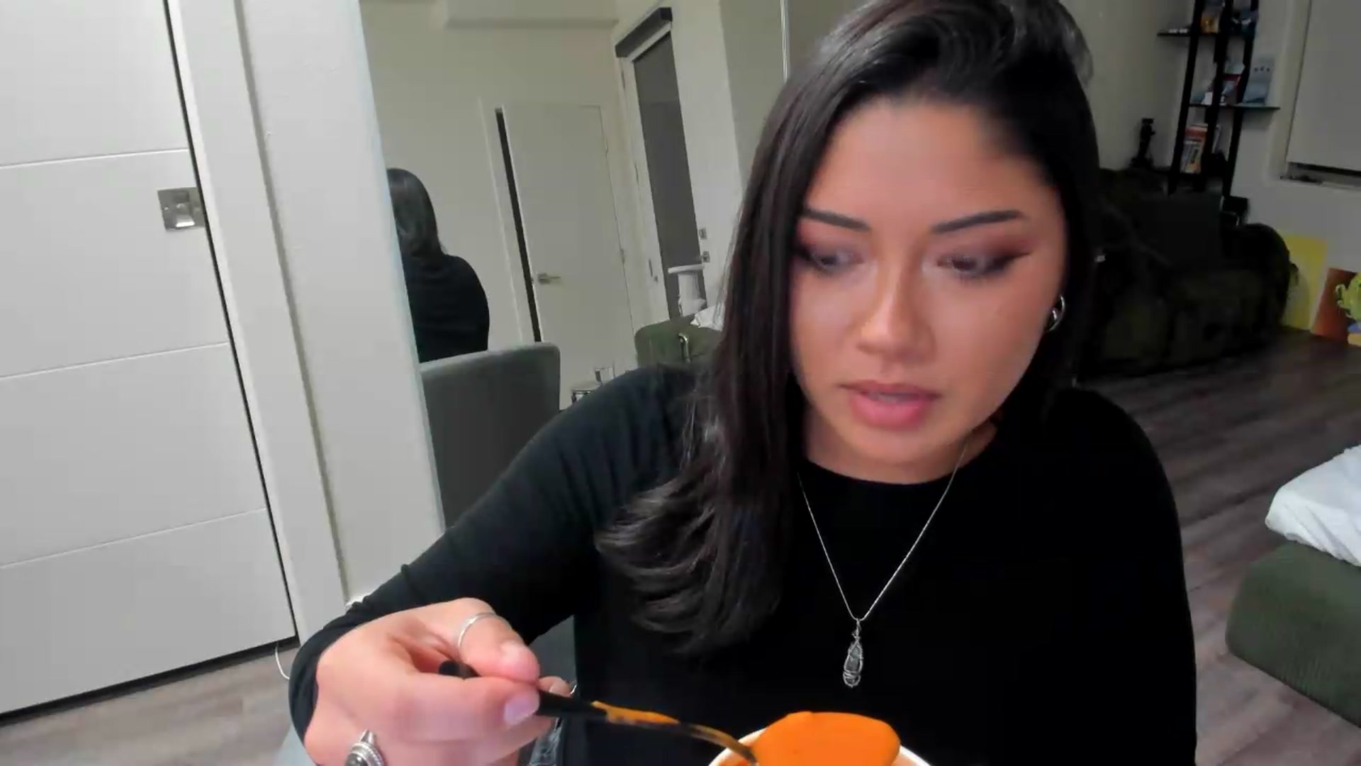 Gallery image thumbnail from YourGoddessLu's myfreecams stream on, 08/18/2026, 04:20 image 4 of 20