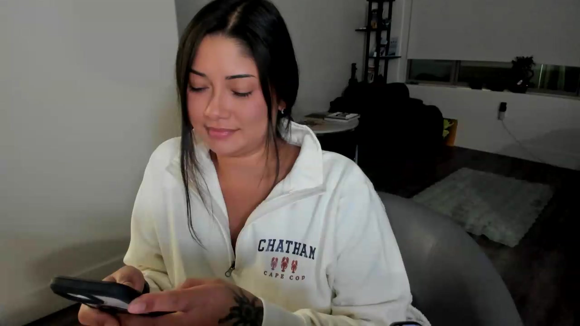 Gallery image thumbnail from YourGoddessLu's myfreecams stream on, 08/21/2026, 05:08 image 4 of 20
