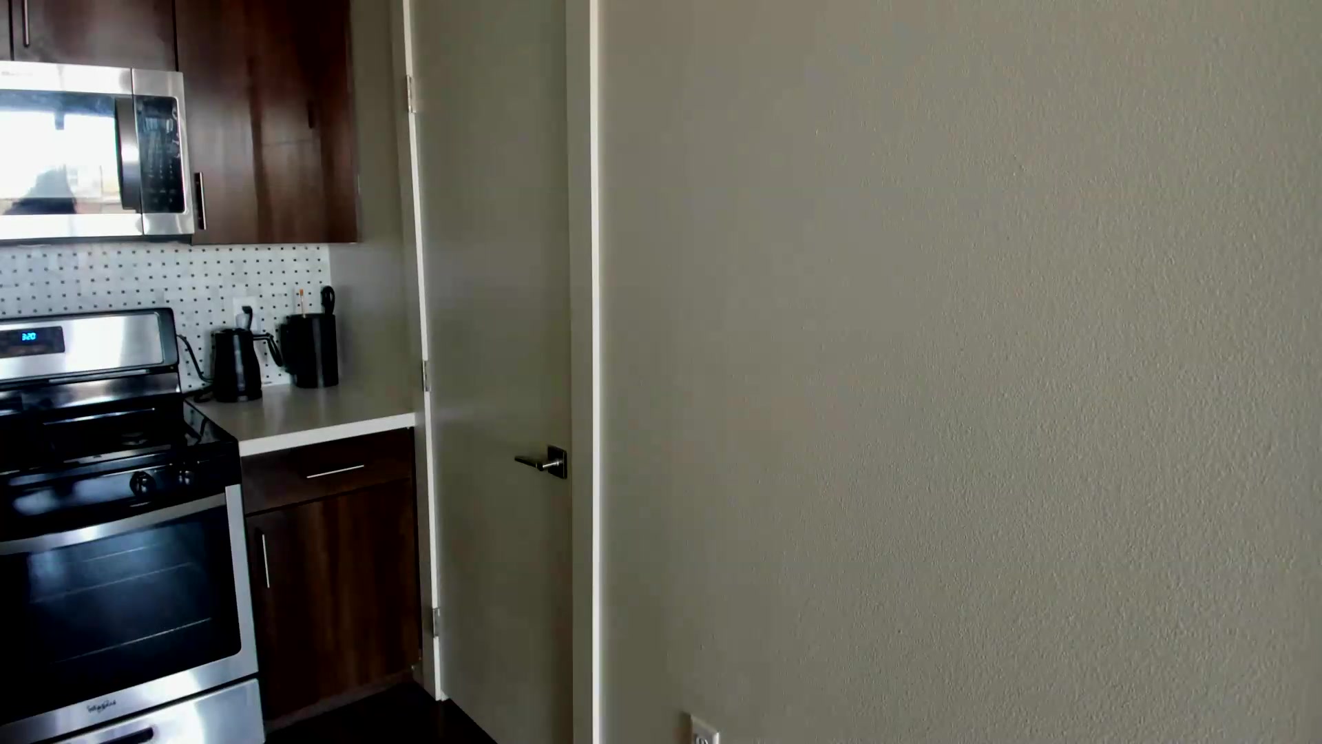 Gallery image thumbnail from YourGoddessLu's myfreecams stream on, 08/21/2026, 22:54 image 7 of 20