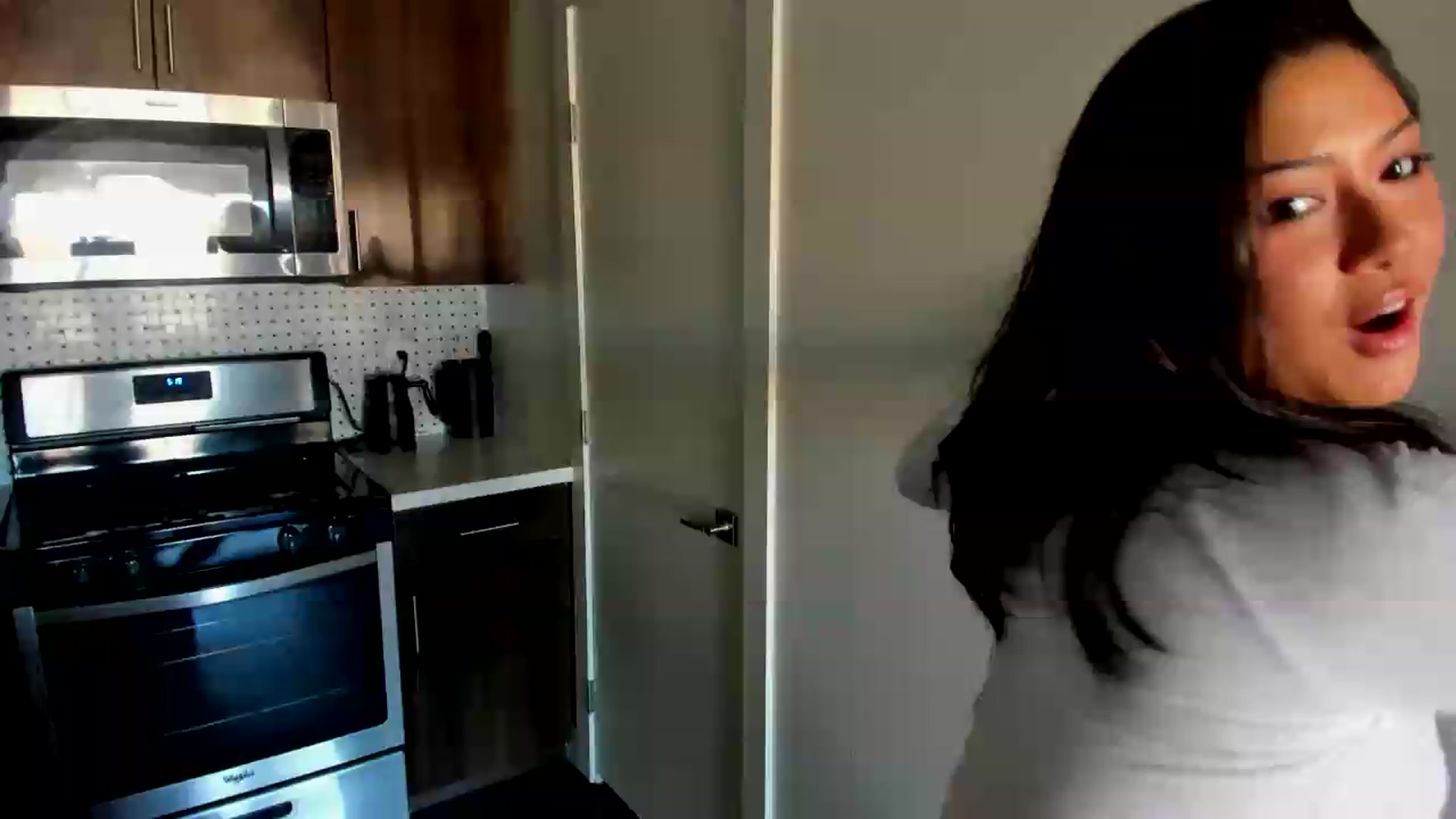 Gallery image thumbnail from YourGoddessLu's myfreecams stream on, 08/22/2026, 24:33 image 5 of 20