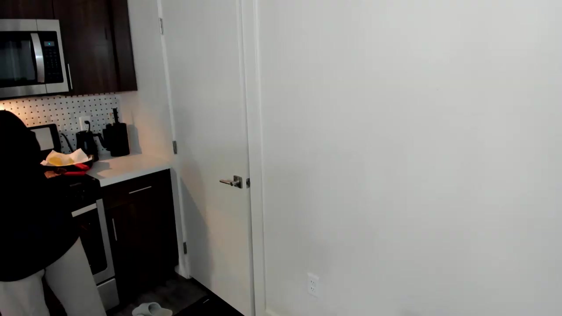 Gallery image thumbnail from YourGoddessLu's myfreecams stream on, 08/23/2026, 07:01 image 10 of 20