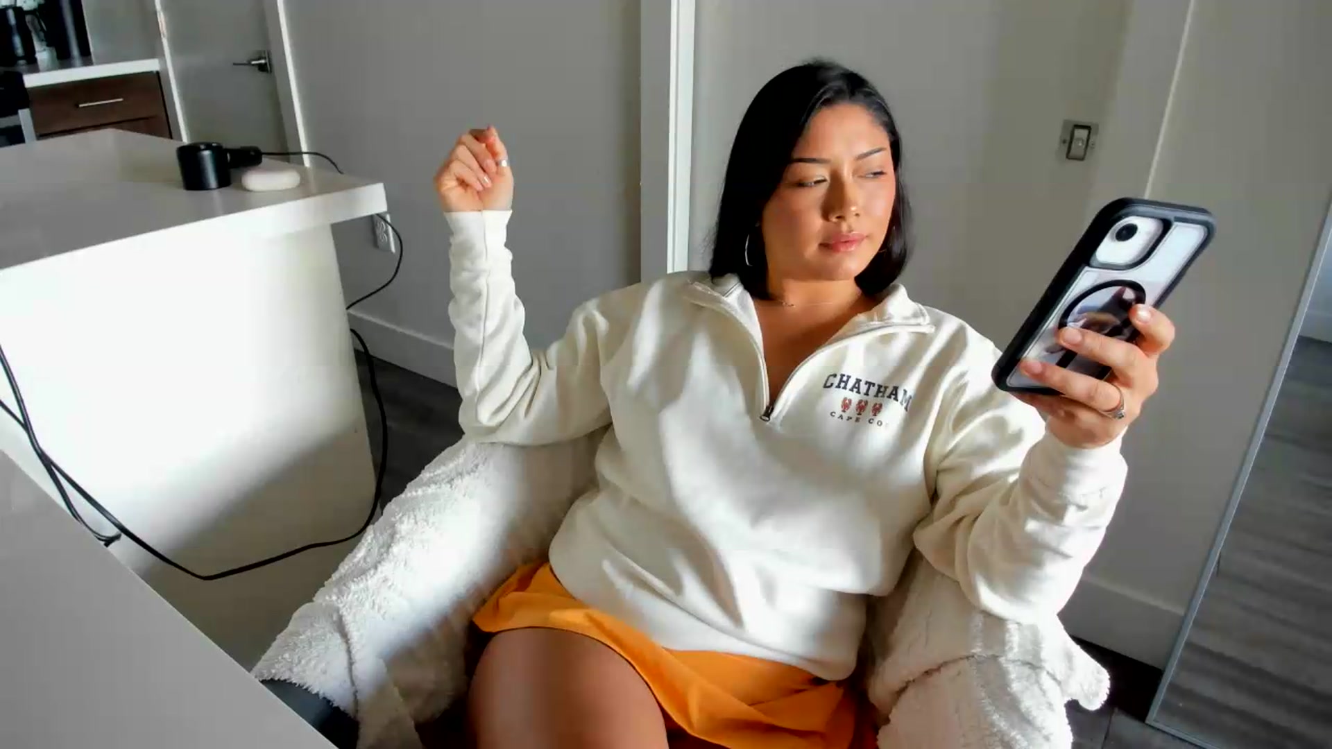 Gallery image thumbnail from YourGoddessLu's myfreecams stream on, 08/24/2026, 24:07 image 4 of 20