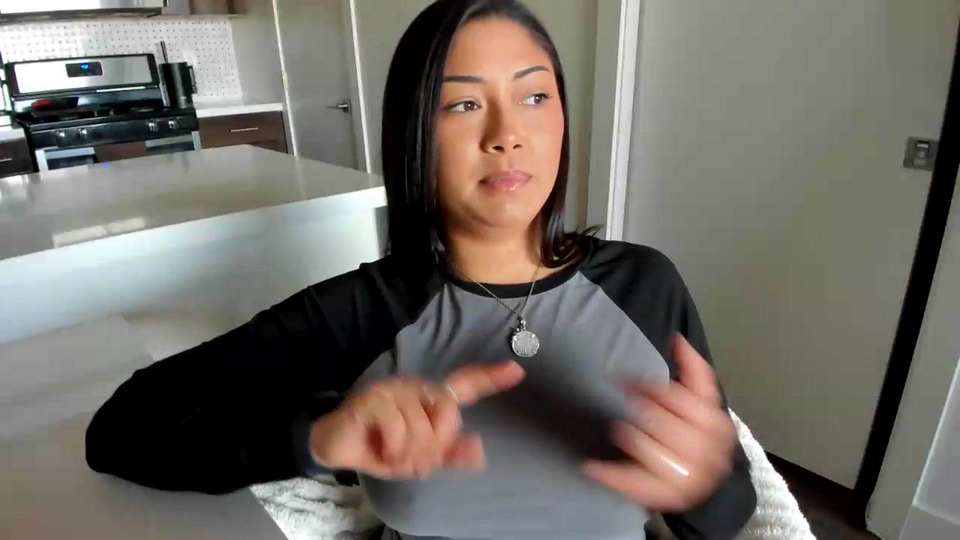 Gallery image thumbnail from YourGoddessLu's myfreecams stream on, 08/27/2026, 24:01 image 15 of 20