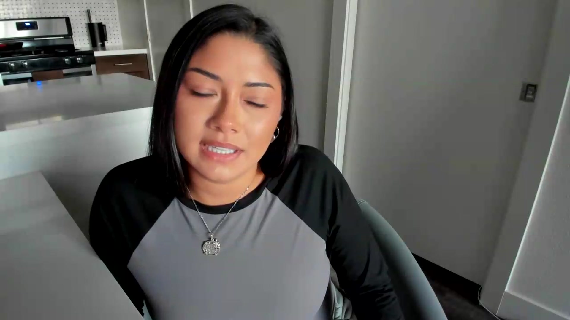 Gallery image thumbnail from YourGoddessLu's myfreecams stream on, 08/27/2026, 02:20 image 17 of 20