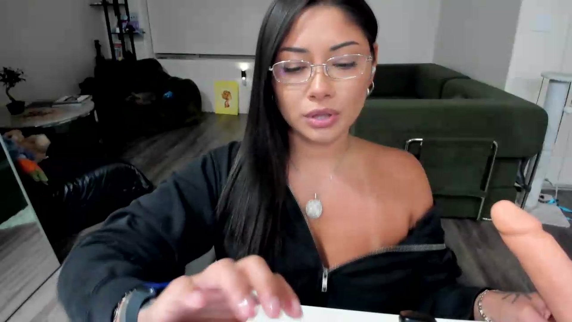 Gallery image thumbnail from YourGoddessLu's myfreecams stream on, 08/27/2026, 04:02 image 6 of 20