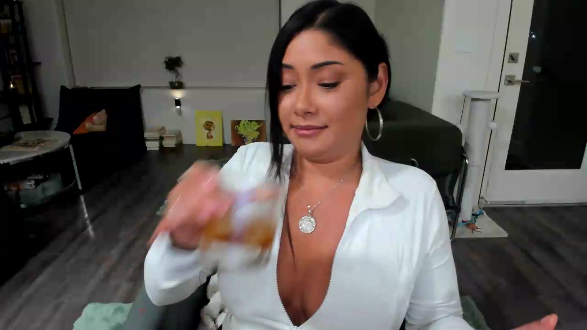 Gallery image thumbnail from YourGoddessLu's myfreecams stream on, 08/29/2026, 07:16 image 7 of 20