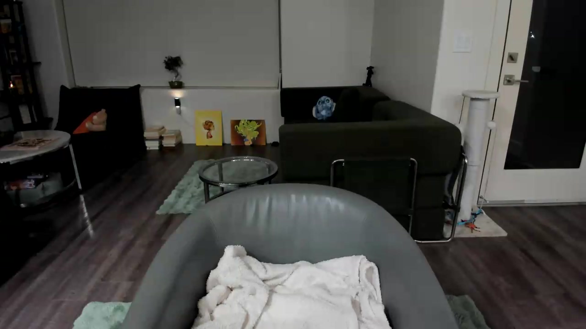 Gallery image thumbnail from YourGoddessLu's myfreecams stream on, 08/29/2026, 07:16 image 8 of 20