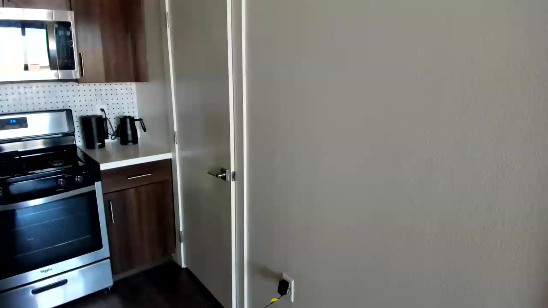 Gallery image thumbnail from YourGoddessLu's myfreecams stream on, 08/29/2026, 22:44 image 2 of 20