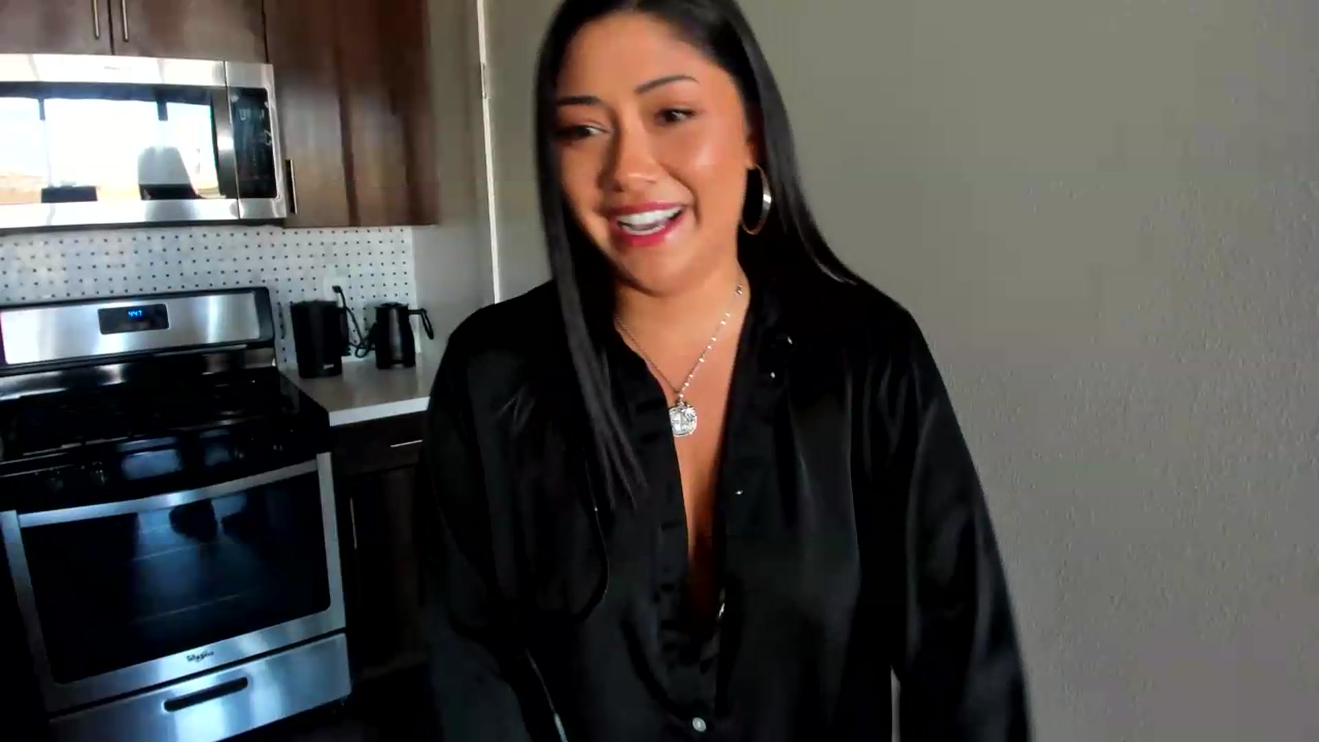 Gallery image thumbnail from YourGoddessLu's myfreecams stream on, 08/30/2026, 24:00 image 18 of 20