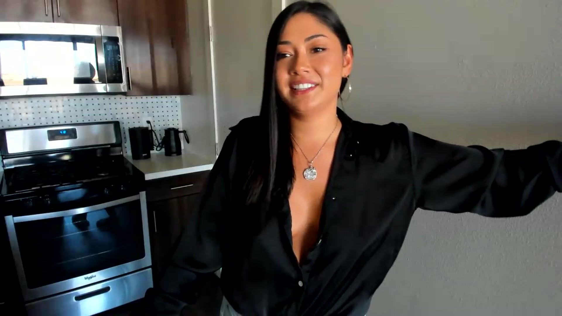 Gallery image thumbnail from YourGoddessLu's myfreecams stream on, 08/30/2026, 24:00 image 7 of 20