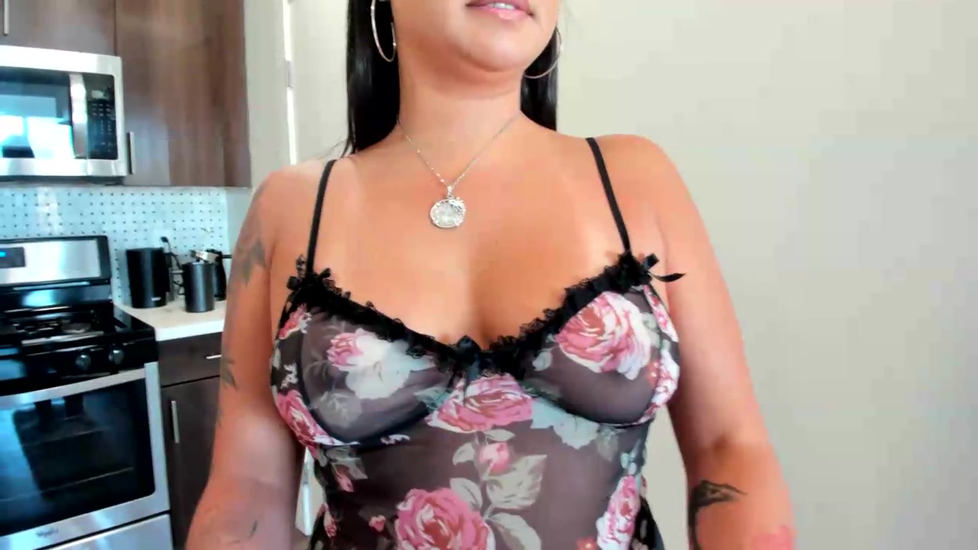 Gallery image thumbnail from YourGoddessLu's myfreecams stream on, 09/01/2026, 01:34 image 8 of 20