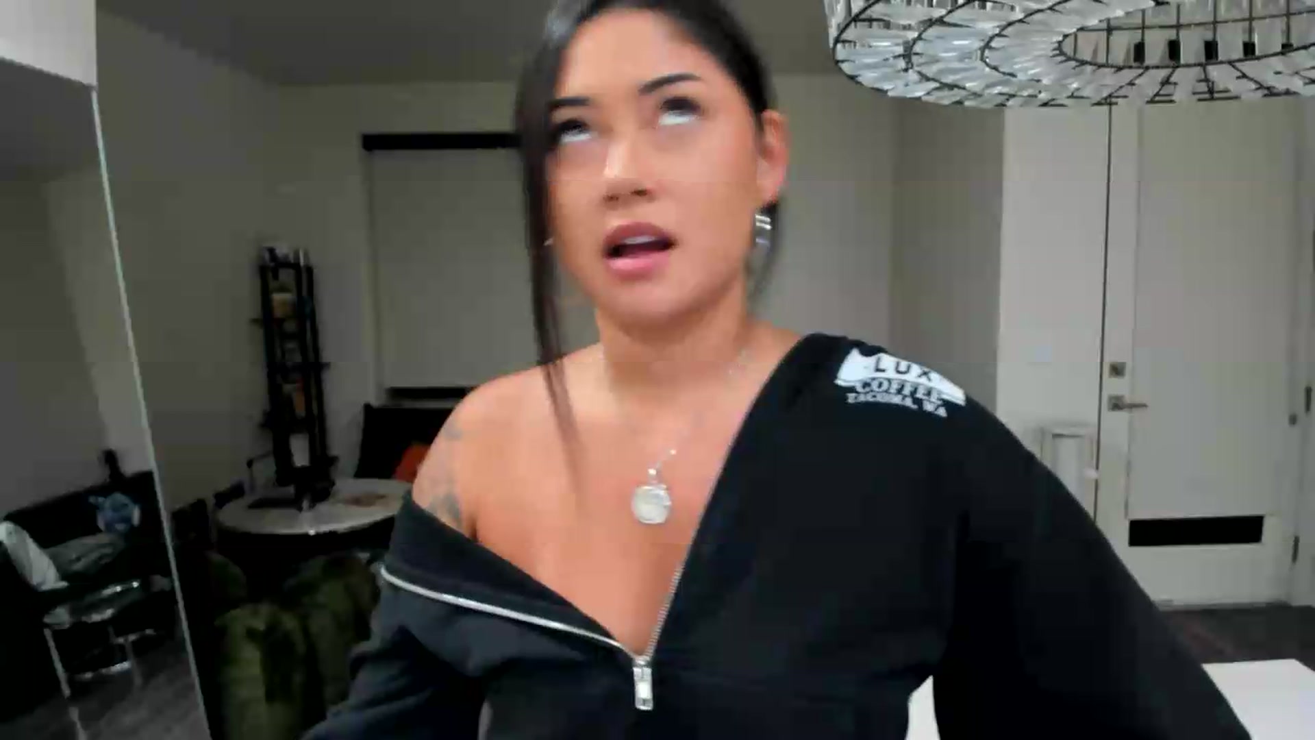 Gallery image thumbnail from YourGoddessLu's myfreecams stream on, 09/01/2026, 05:06 image 3 of 20