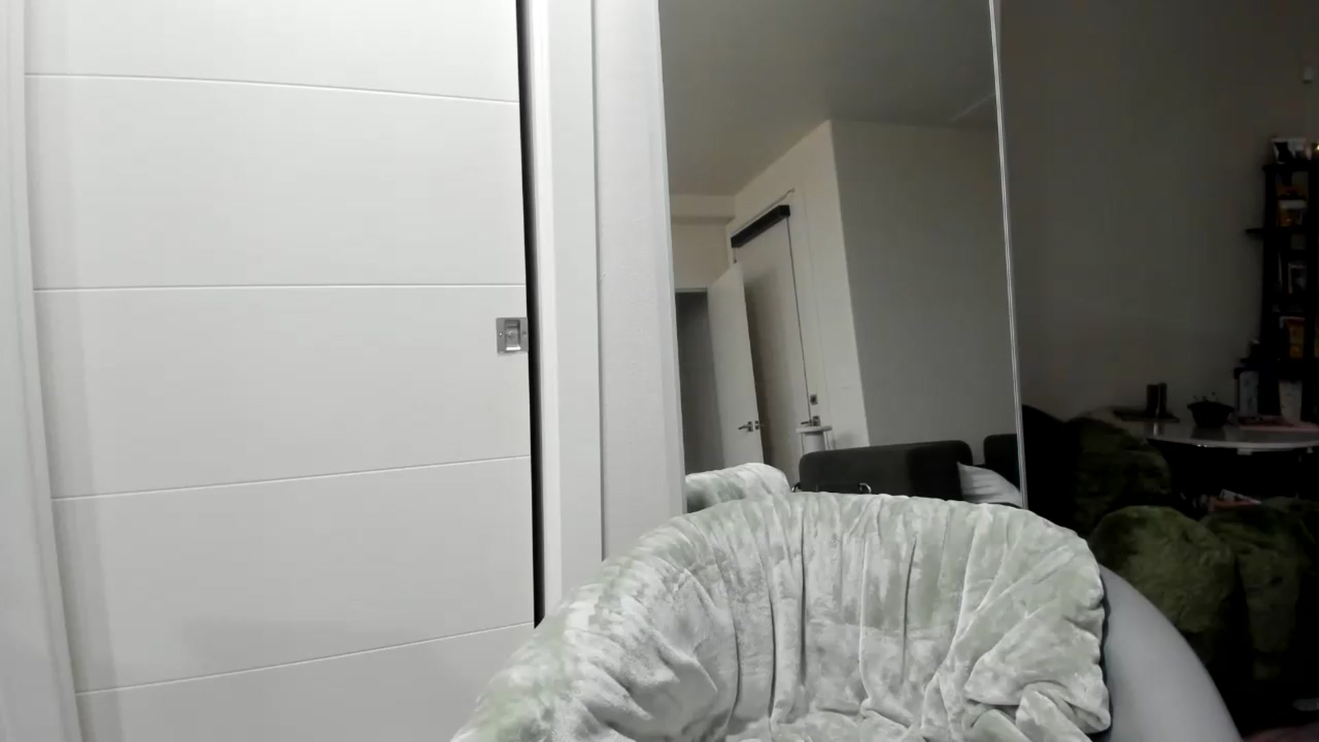 Gallery image thumbnail from YourGoddessLu's myfreecams stream on, 09/05/2026, 10:53 image 16 of 20