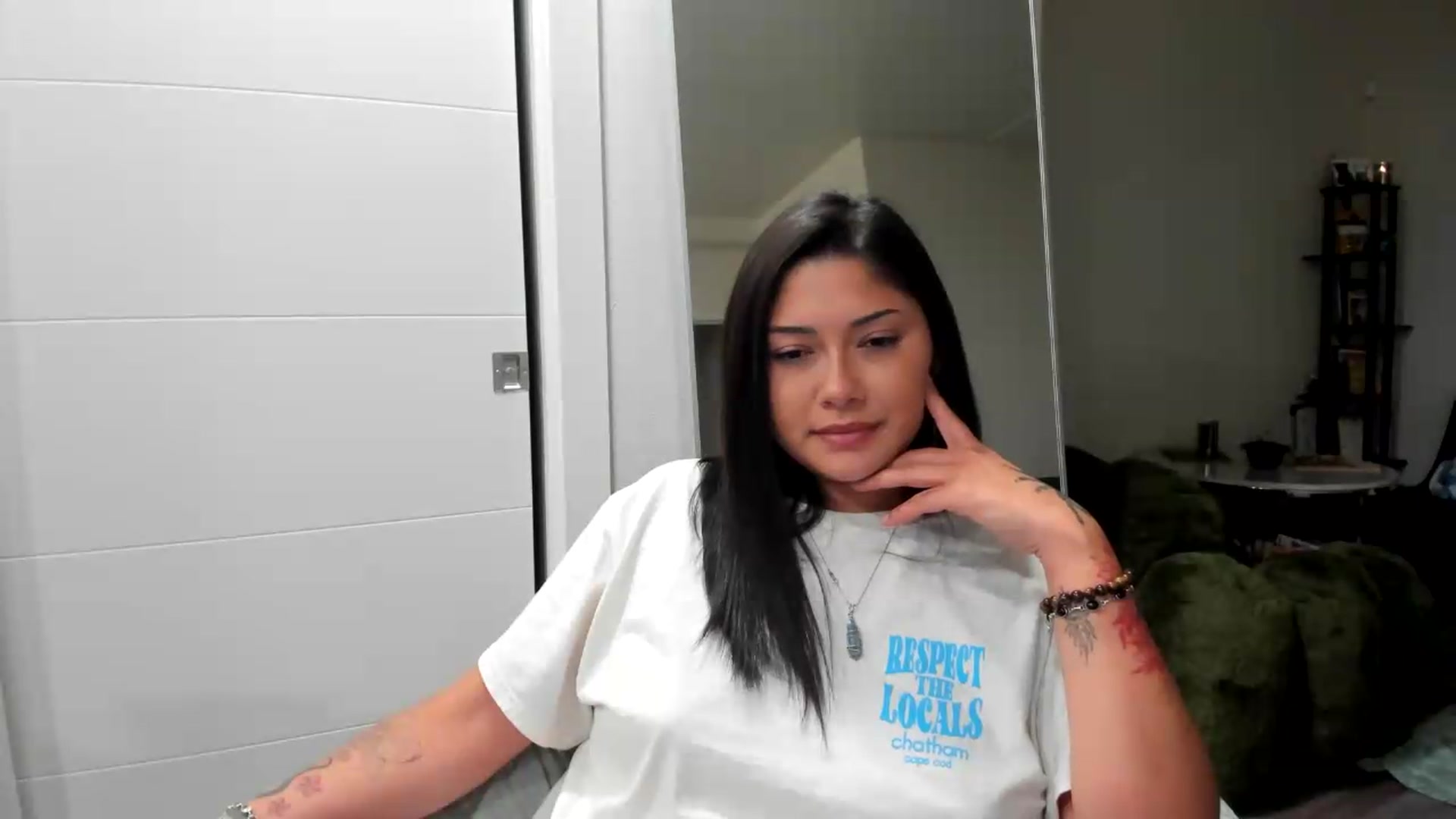 Gallery image thumbnail from YourGoddessLu's myfreecams stream on, 09/05/2026, 10:53 image 13 of 20