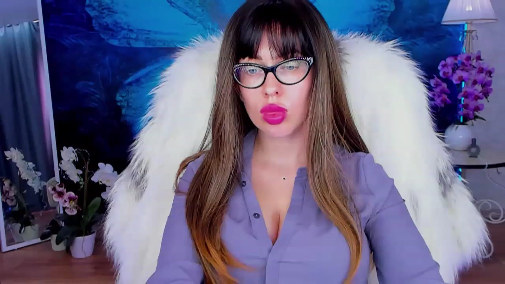 Gallery image thumbnail from YourGodessDi's myfreecams stream on, 02/11/2023, 11:30 image 6 of 20