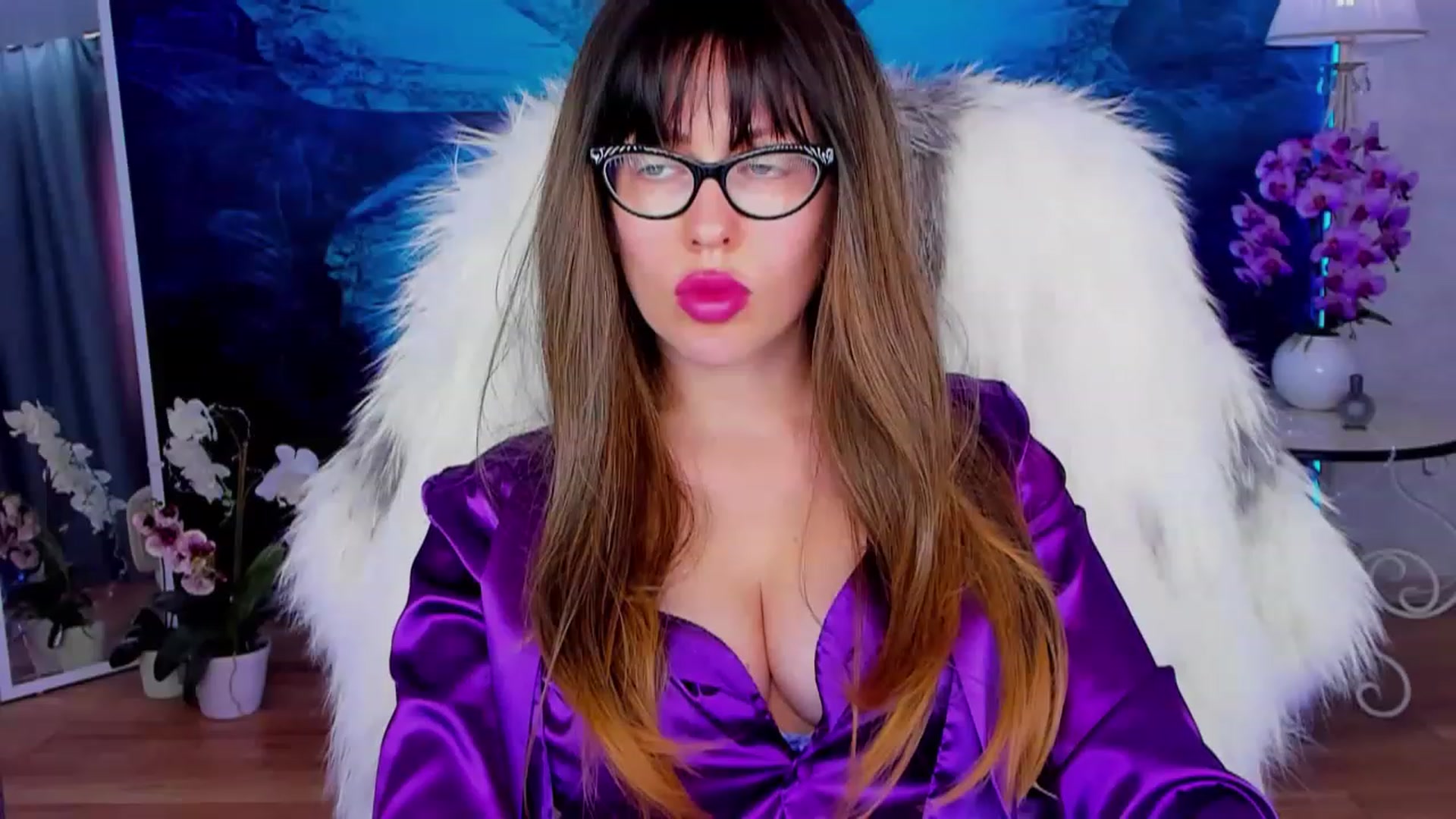 Gallery image thumbnail from YourGodessDi's myfreecams stream on, 02/23/2023, 13:08 image 20 of 20