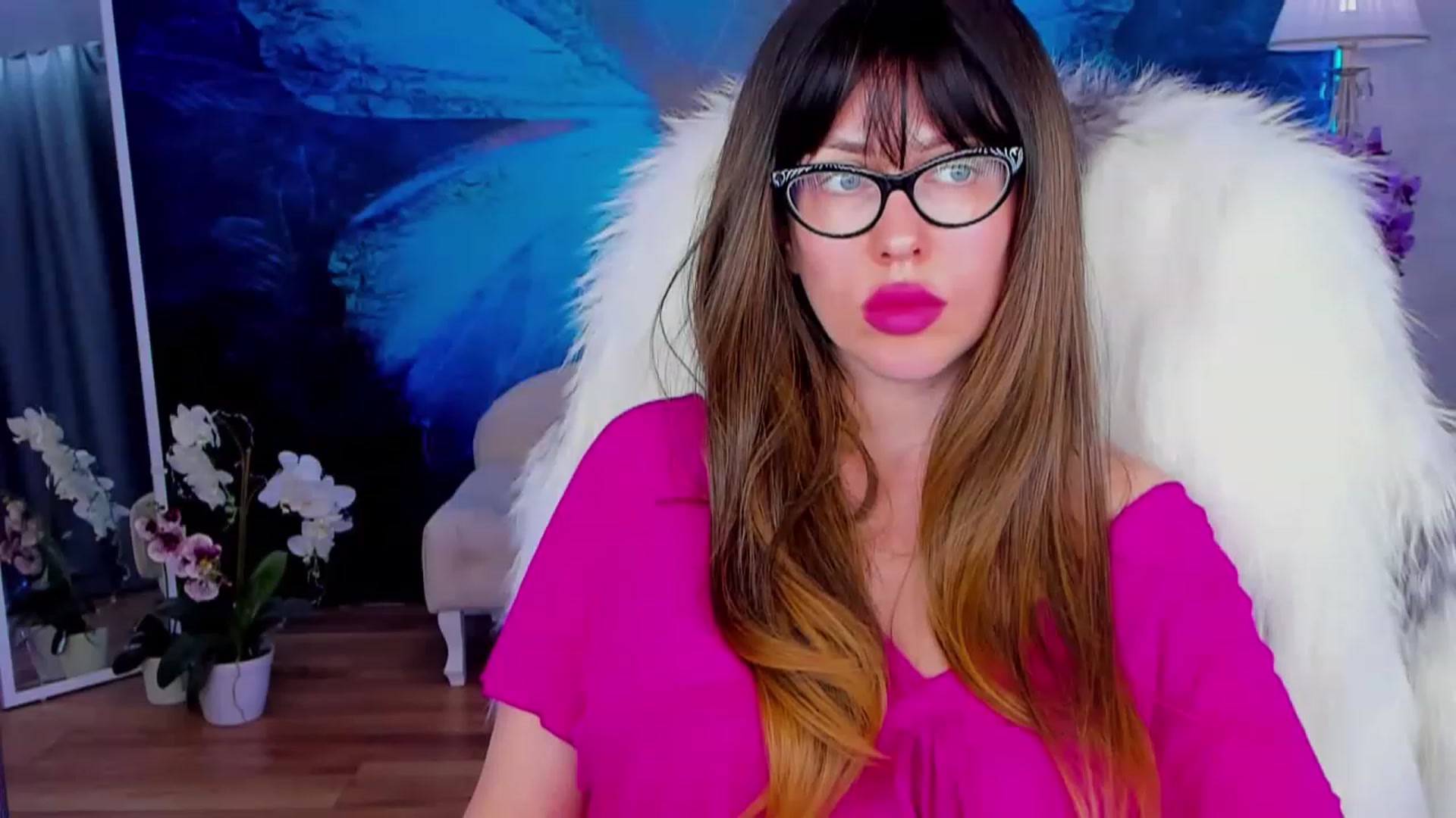 Gallery image thumbnail from YourGodessDi's myfreecams stream on, 02/23/2023, 14:50 image 2 of 20