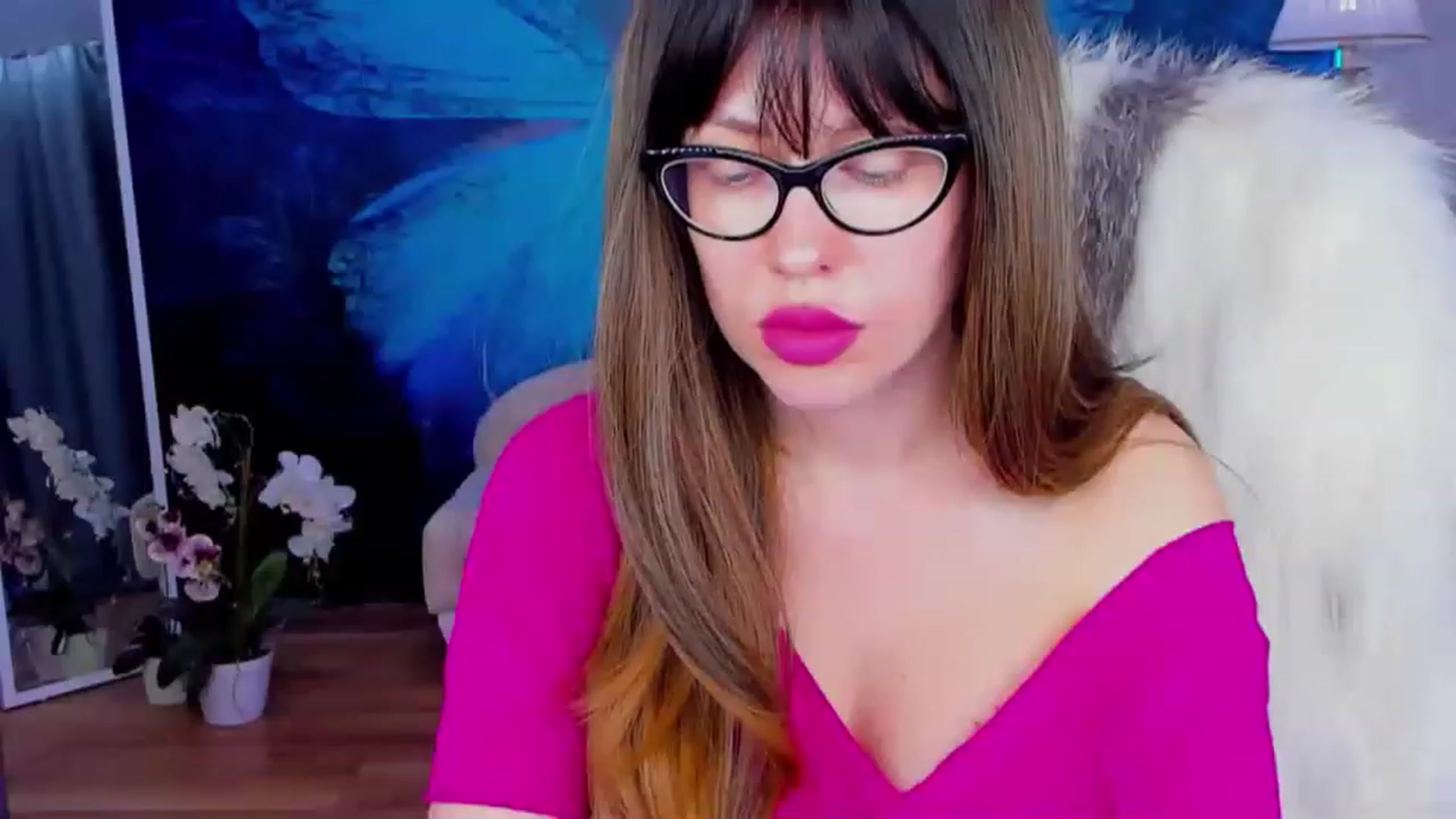 Gallery image thumbnail from YourGodessDi's myfreecams stream on, 02/23/2023, 14:50 image 16 of 20
