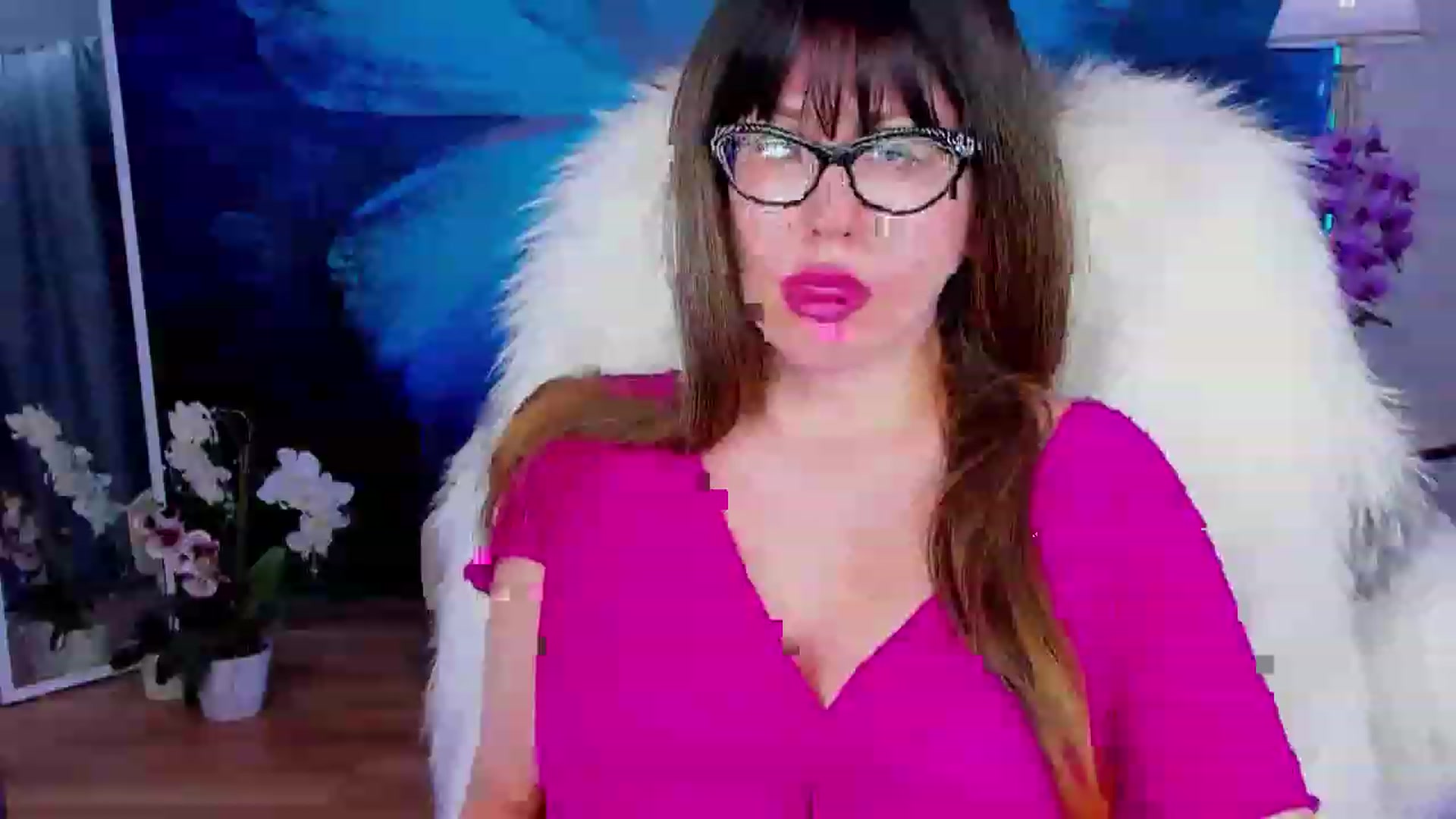 Gallery image thumbnail from YourGodessDi's myfreecams stream on, 02/23/2023, 16:02 image 11 of 20