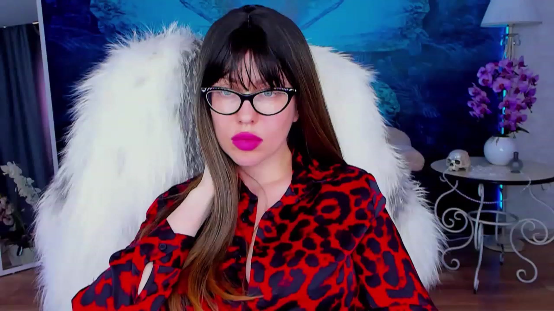 Gallery image thumbnail from YourGodessDi's myfreecams stream on, 03/01/2023, 13:43 image 2 of 20