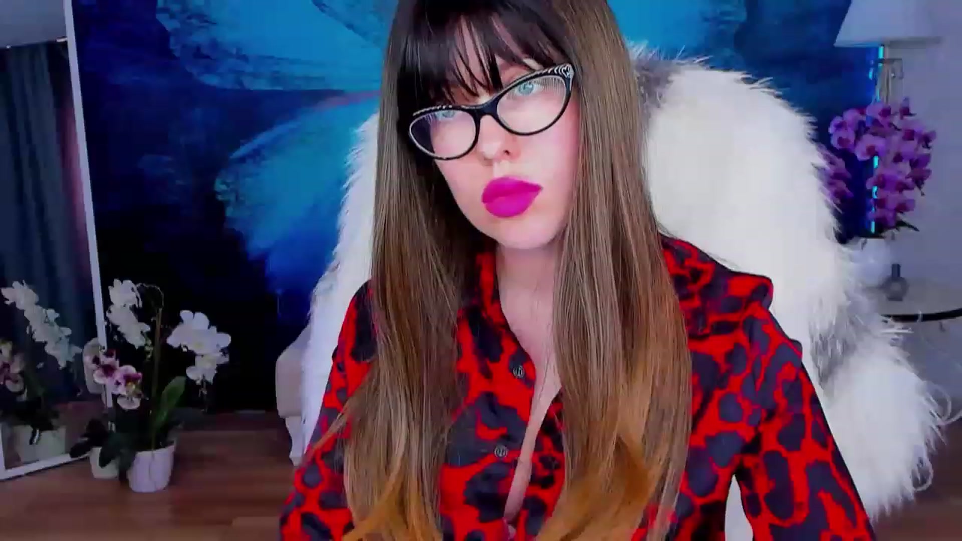 Gallery image thumbnail from YourGodessDi's myfreecams stream on, 03/01/2023, 13:43 image 18 of 20