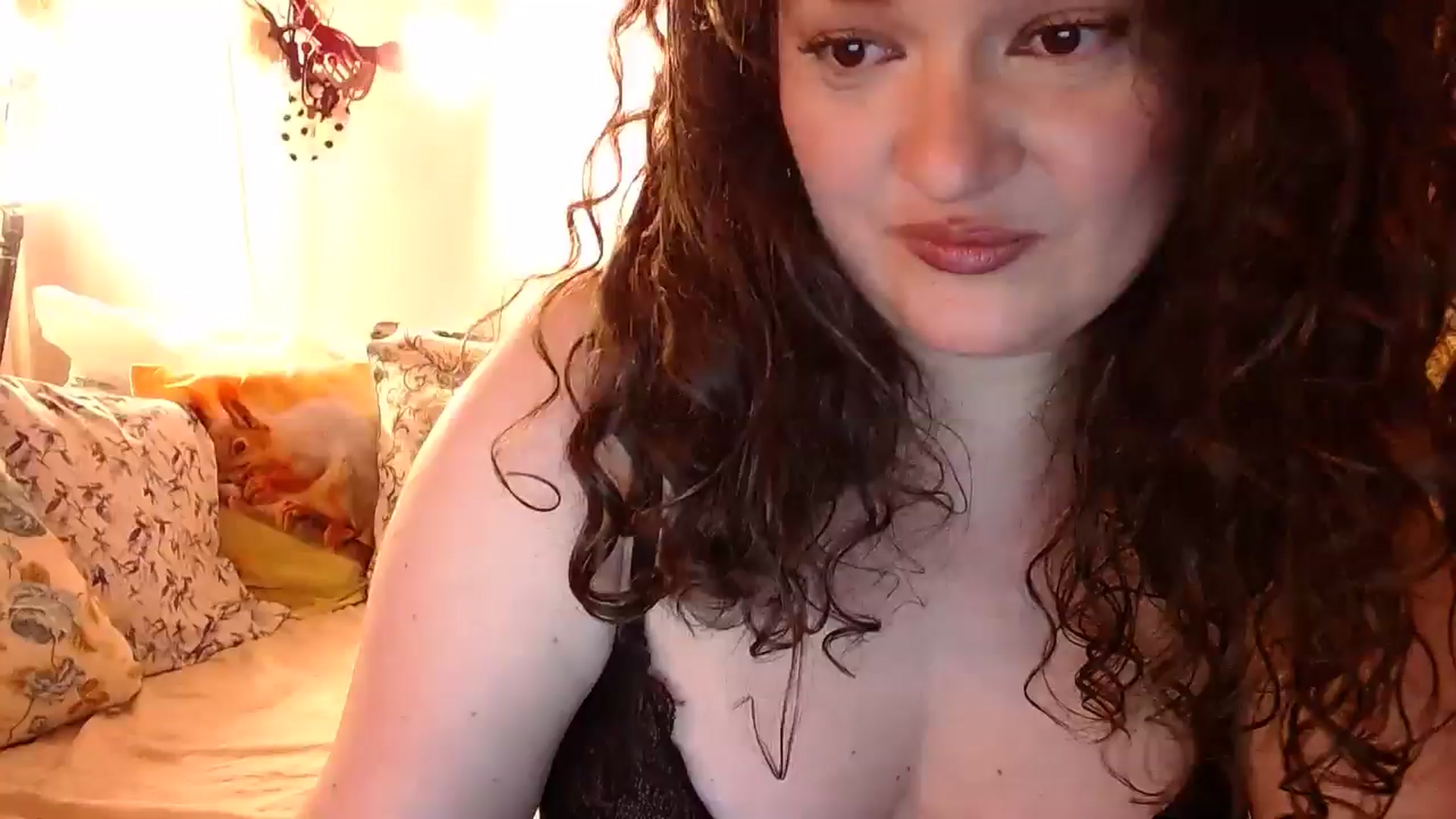 Gallery image thumbnail from YourHoneyMary's myfreecams stream on, 08/22/2025, 08:01 image 1 of 20