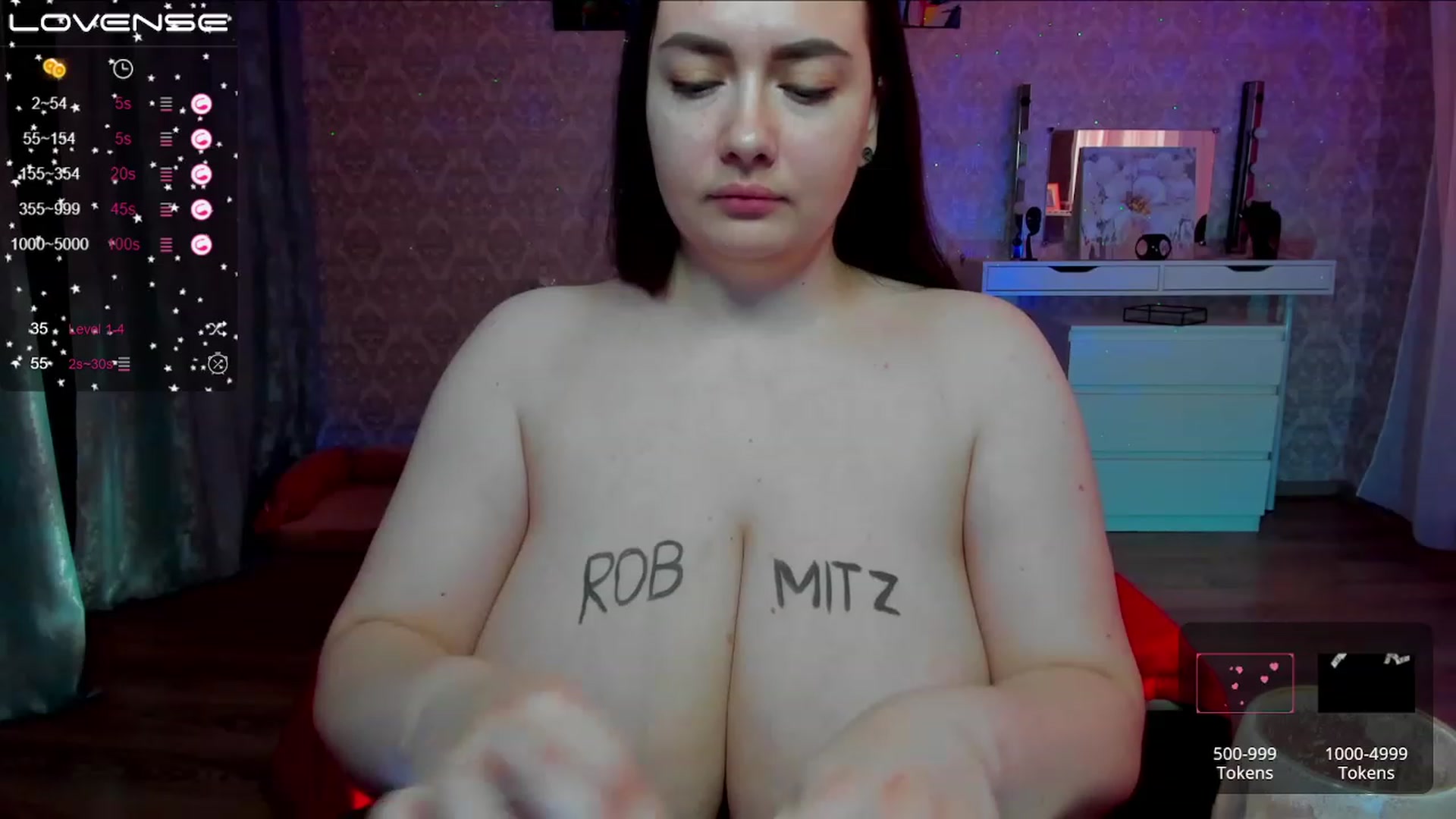 Gallery image thumbnail from YourHotTits's myfreecams stream on, 07/04/2023, 15:39 image 13 of 20