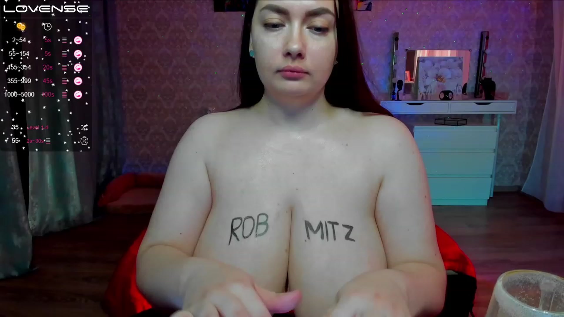 Gallery image thumbnail from YourHotTits's myfreecams stream on, 07/04/2023, 15:39 image 18 of 20