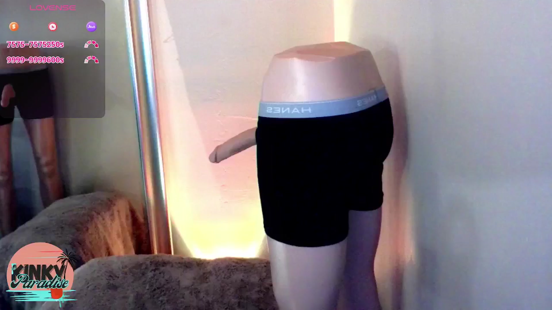 Gallery image thumbnail from YourKinkyGF's myfreecams stream on, 10/16/2024, 08:40 image 10 of 20