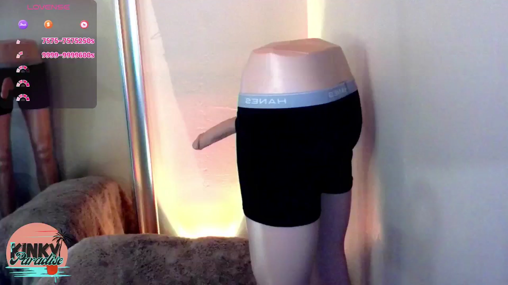 Gallery image thumbnail from YourKinkyGF's myfreecams stream on, 10/16/2024, 08:40 image 16 of 20