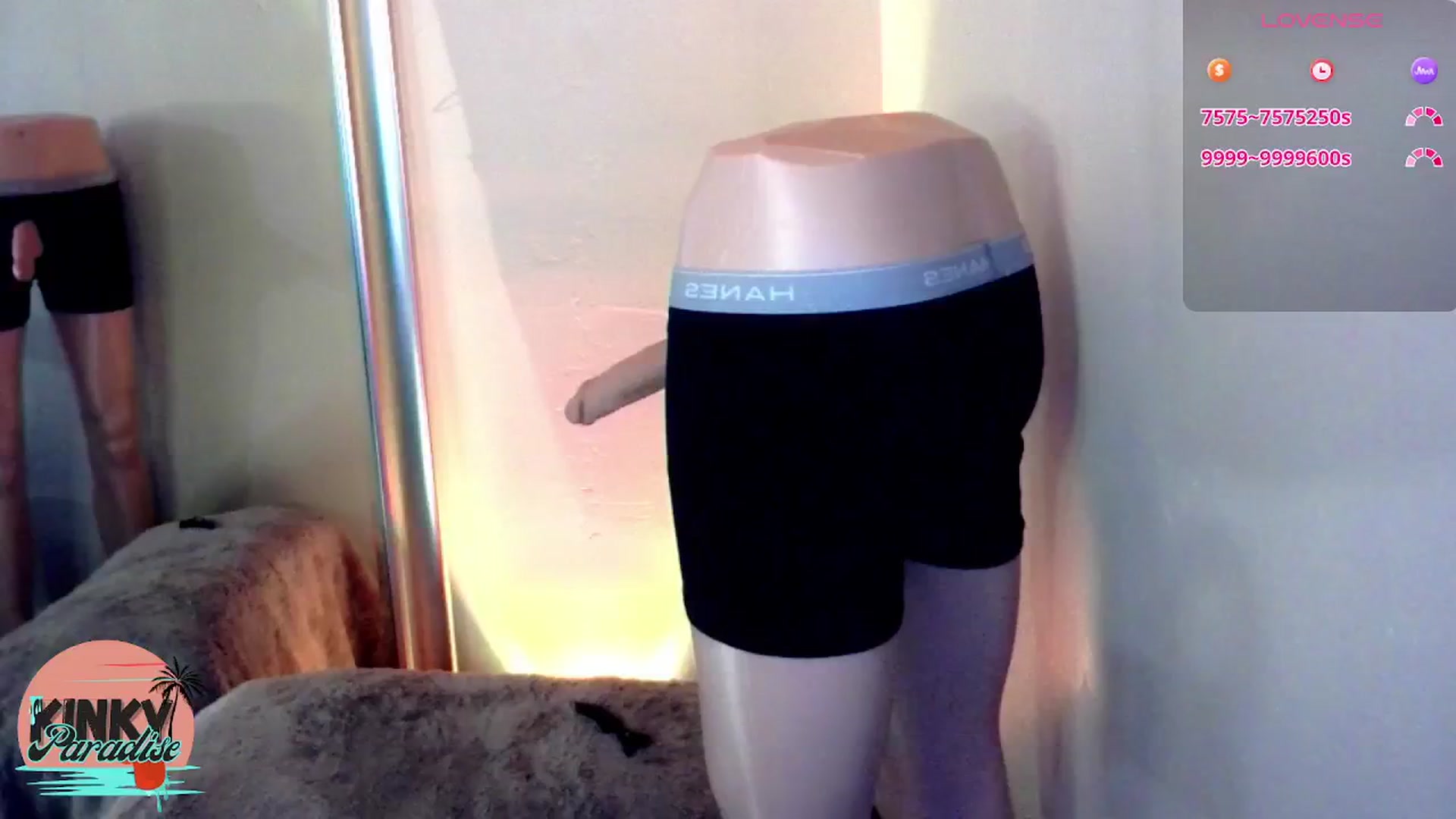 Gallery image thumbnail from YourKinkyGF's myfreecams stream on, 10/16/2024, 08:56 image 4 of 20