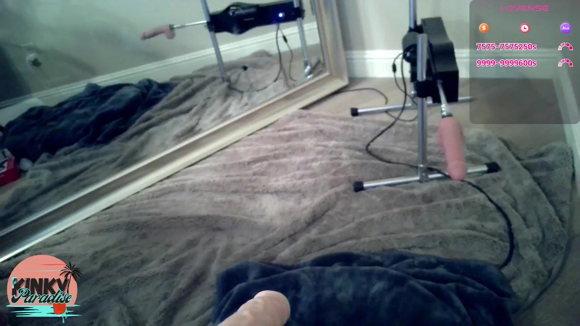 Gallery image thumbnail from YourKinkyGF's myfreecams stream on, 10/17/2024, 06:24 image 17 of 20