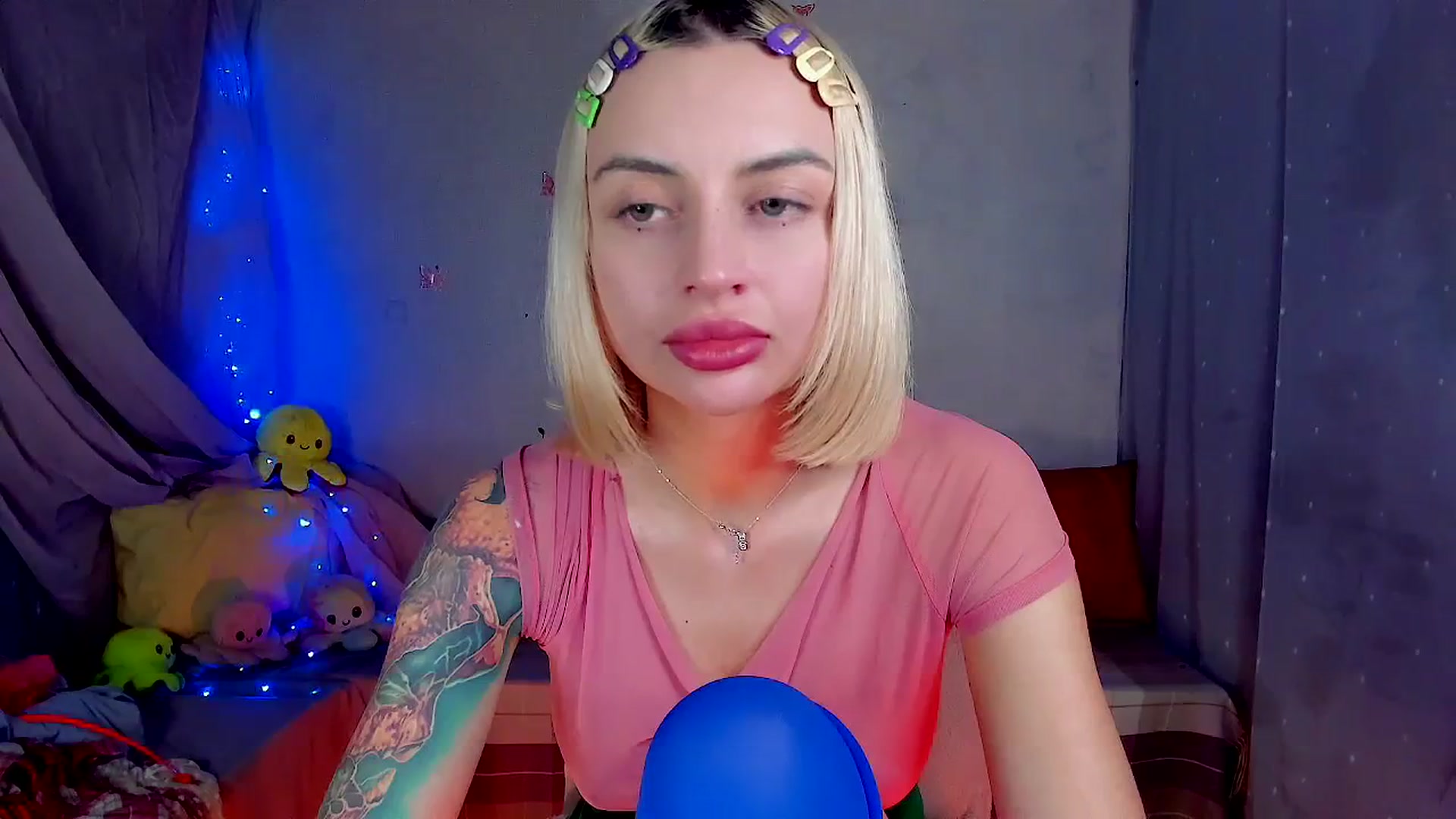 Gallery image thumbnail from YourLizzyDoll's myfreecams stream on, 02/25/2026, 24:02 image 11 of 20
