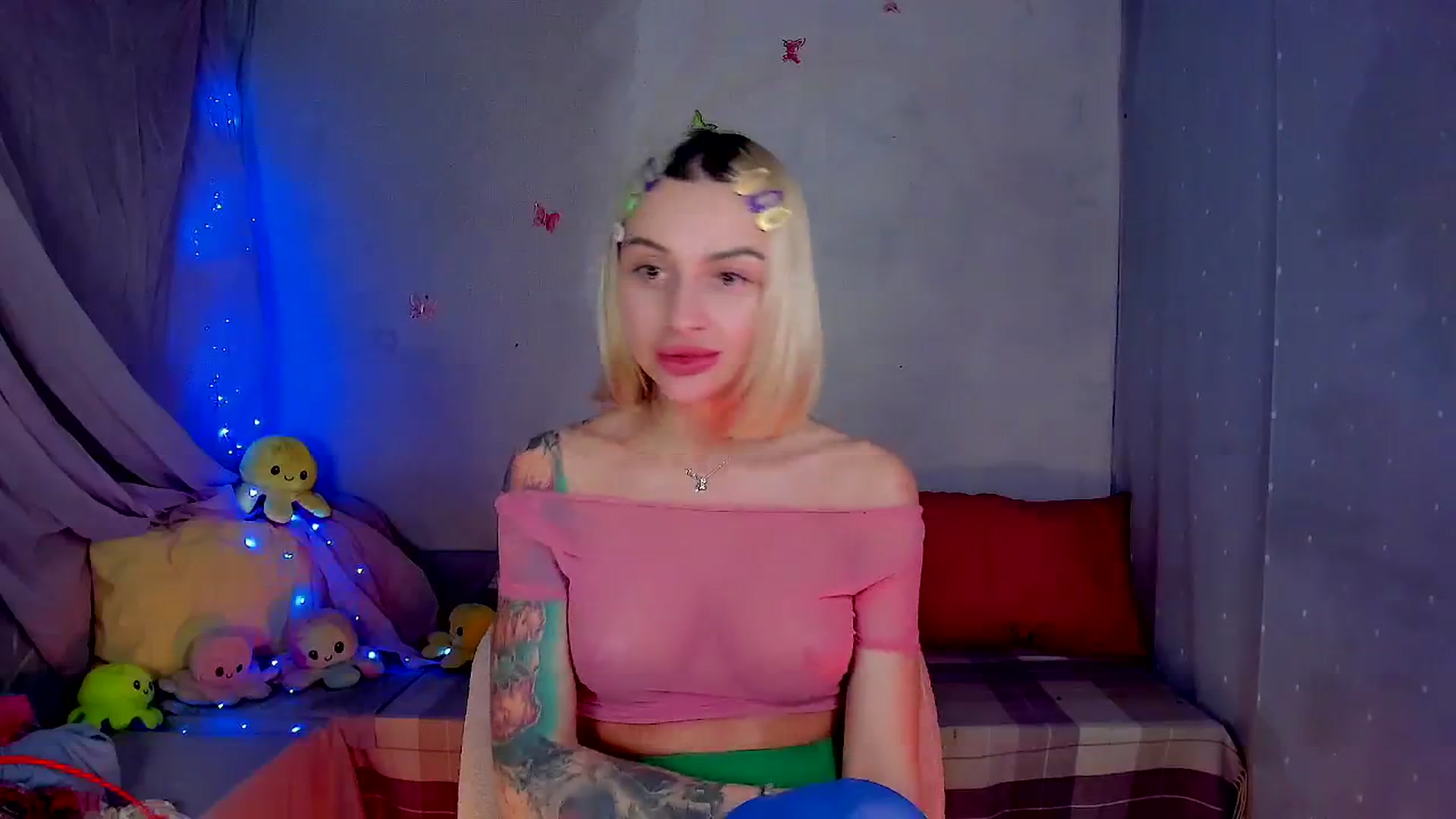 Gallery image thumbnail from YourLizzyDoll's myfreecams stream on, 02/25/2026, 24:02 image 20 of 20