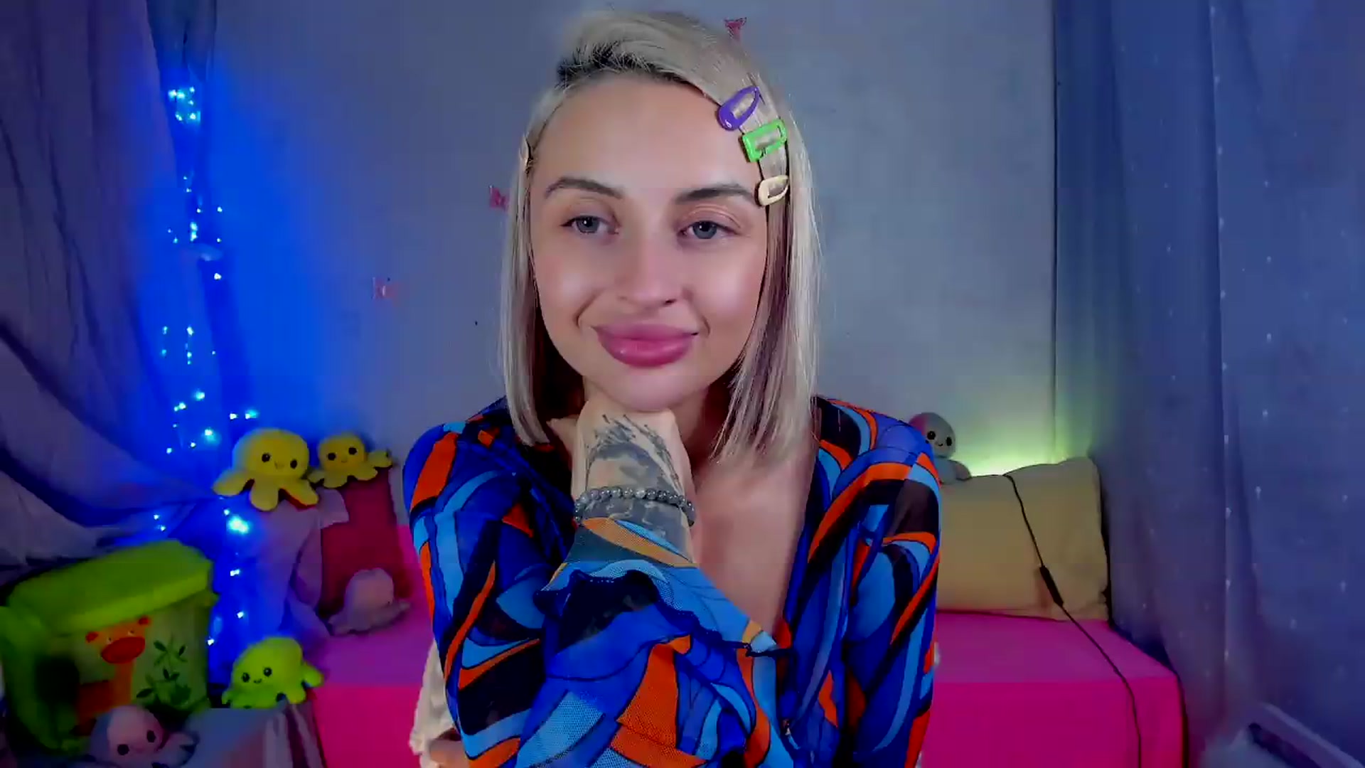 Gallery image thumbnail from YourLizzyDoll's myfreecams stream on, 05/29/2026, 02:12 image 13 of 20