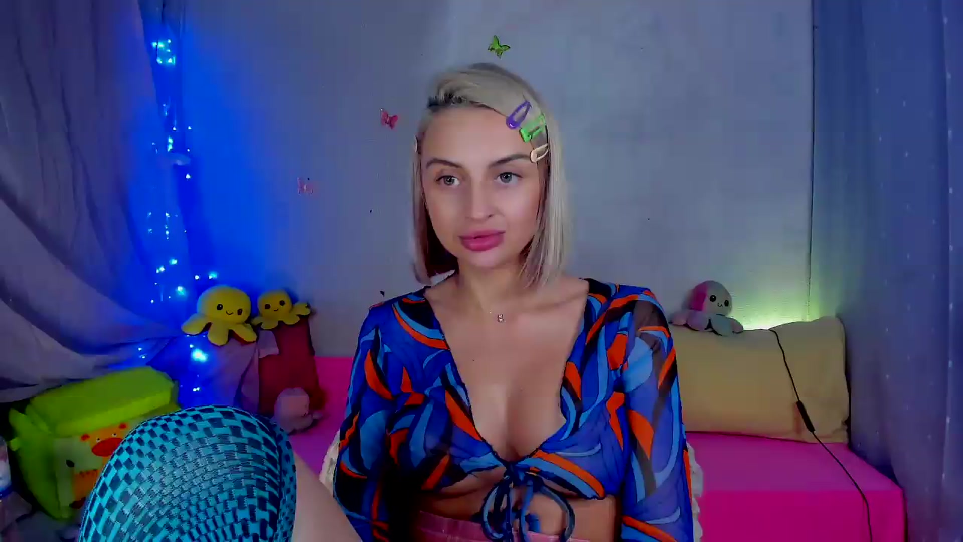 Gallery image thumbnail from YourLizzyDoll's myfreecams stream on, 05/29/2026, 02:12 image 17 of 20