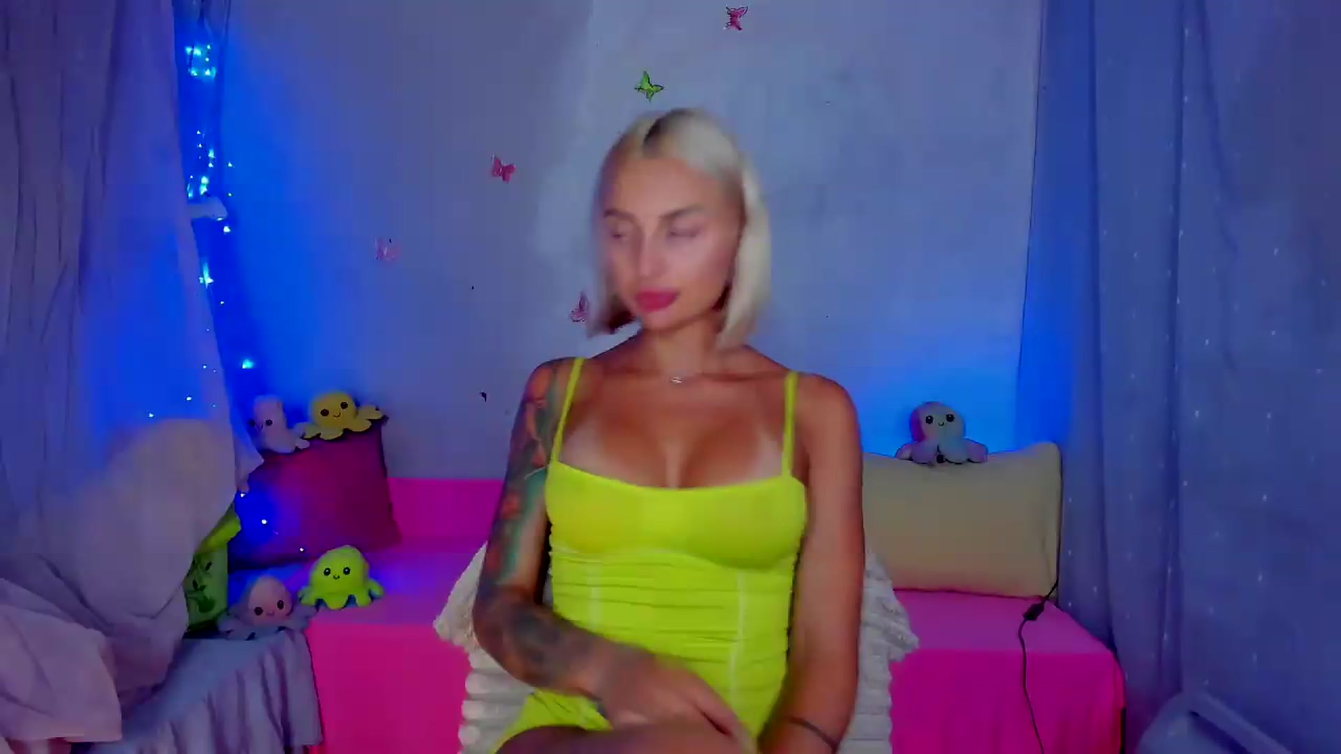 Gallery image thumbnail from YourLizzyDoll's myfreecams stream on, 07/21/2026, 22:18 image 9 of 20