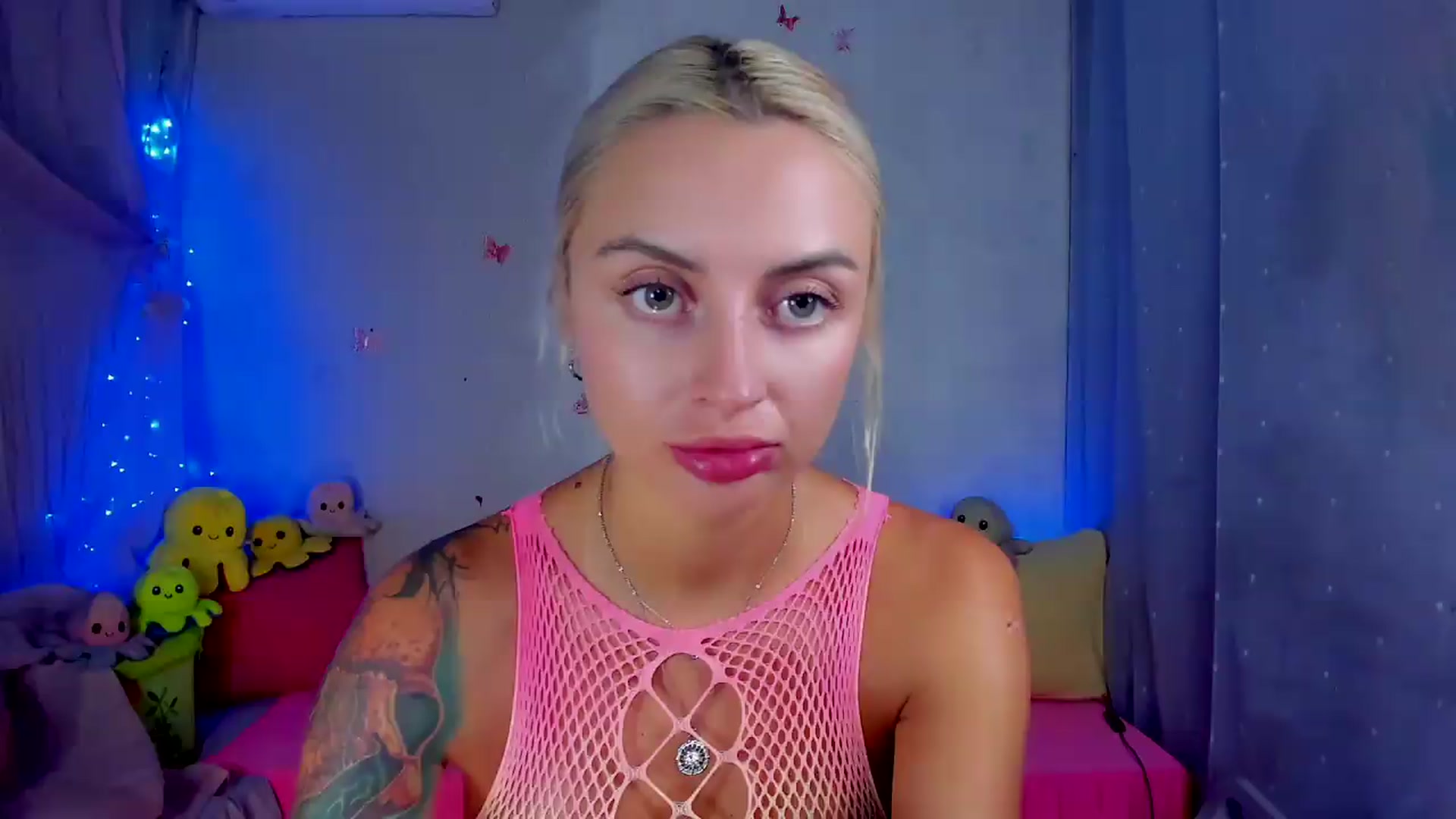 Gallery image thumbnail from YourLizzyDoll's myfreecams stream on, 08/30/2026, 03:03 image 5 of 20