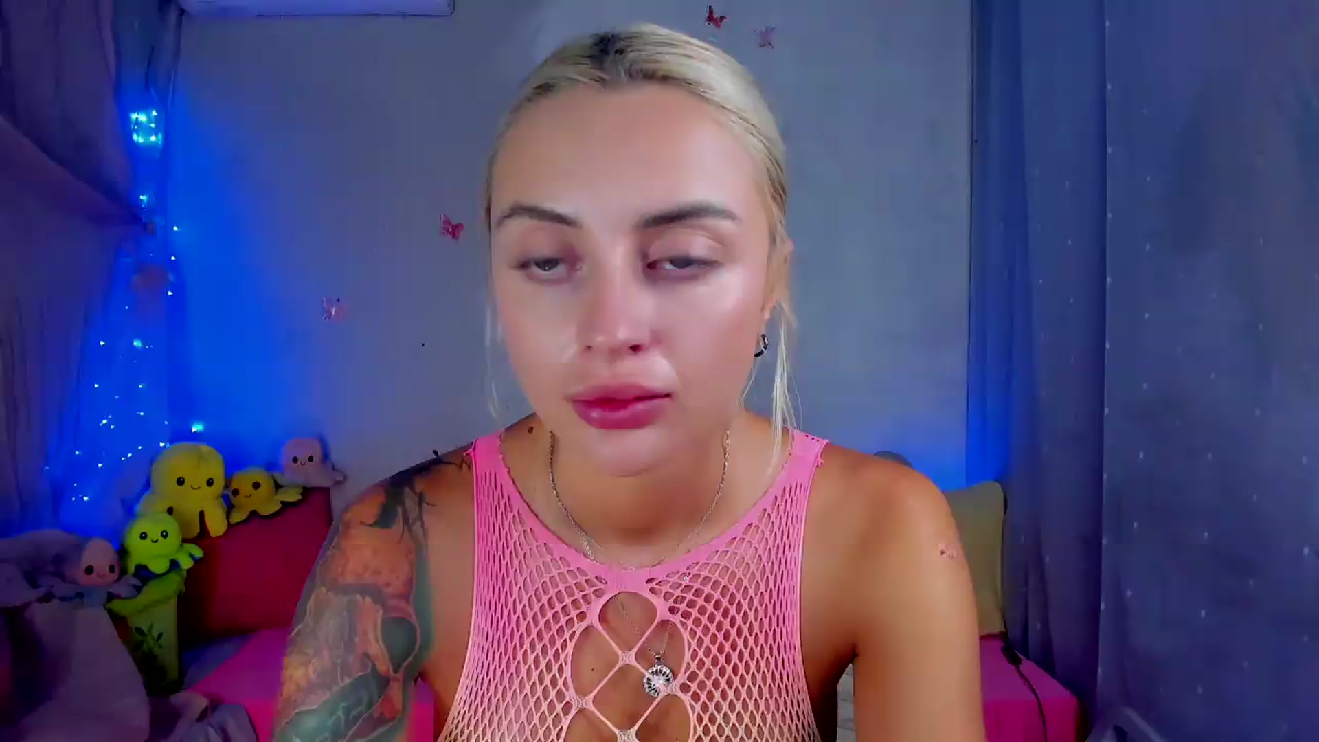 Gallery image thumbnail from YourLizzyDoll's myfreecams stream on, 08/30/2026, 03:03 image 3 of 20