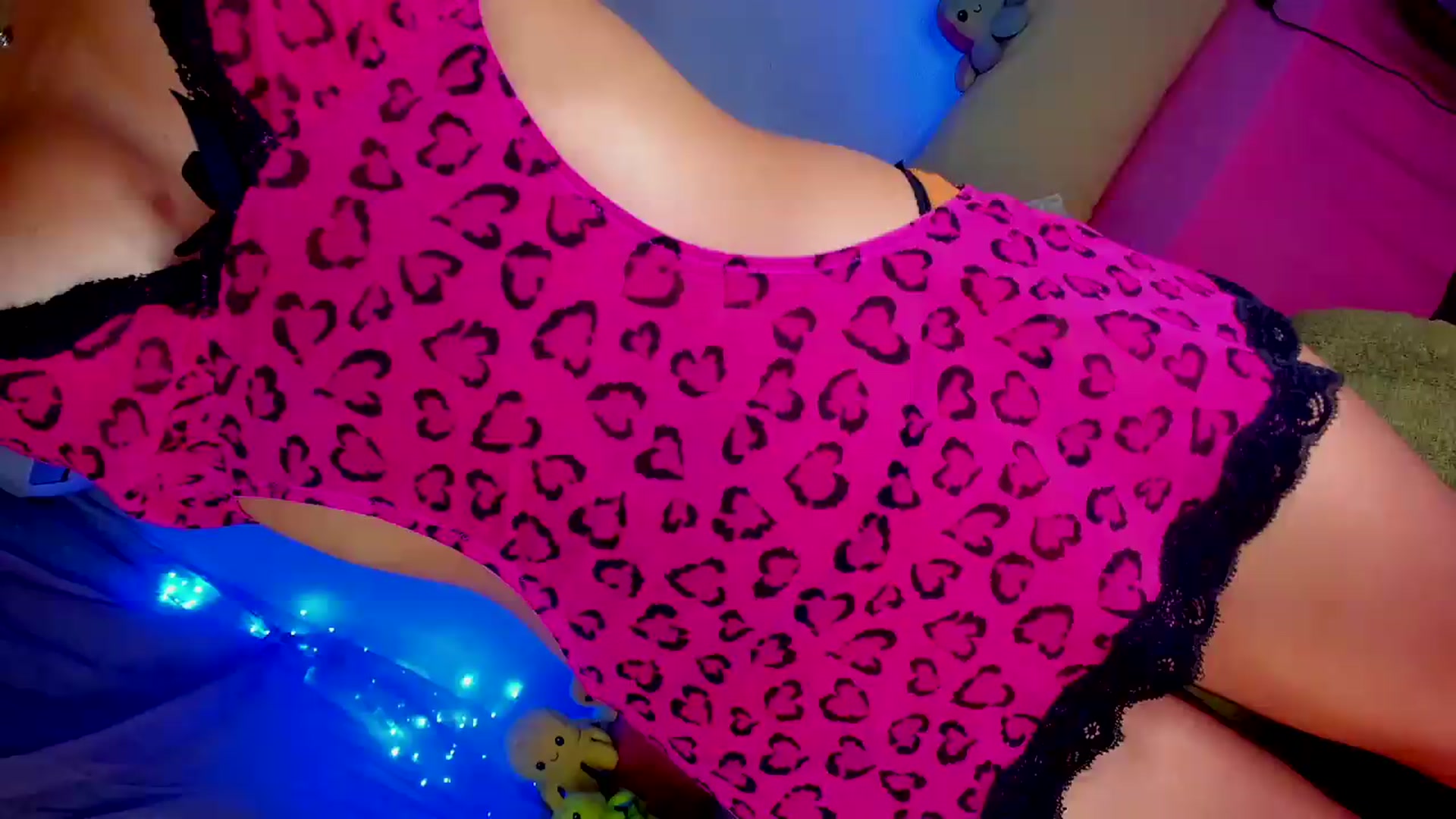 Gallery image thumbnail from YourLizzyDoll's myfreecams stream on, 09/06/2026, 03:05 image 4 of 20