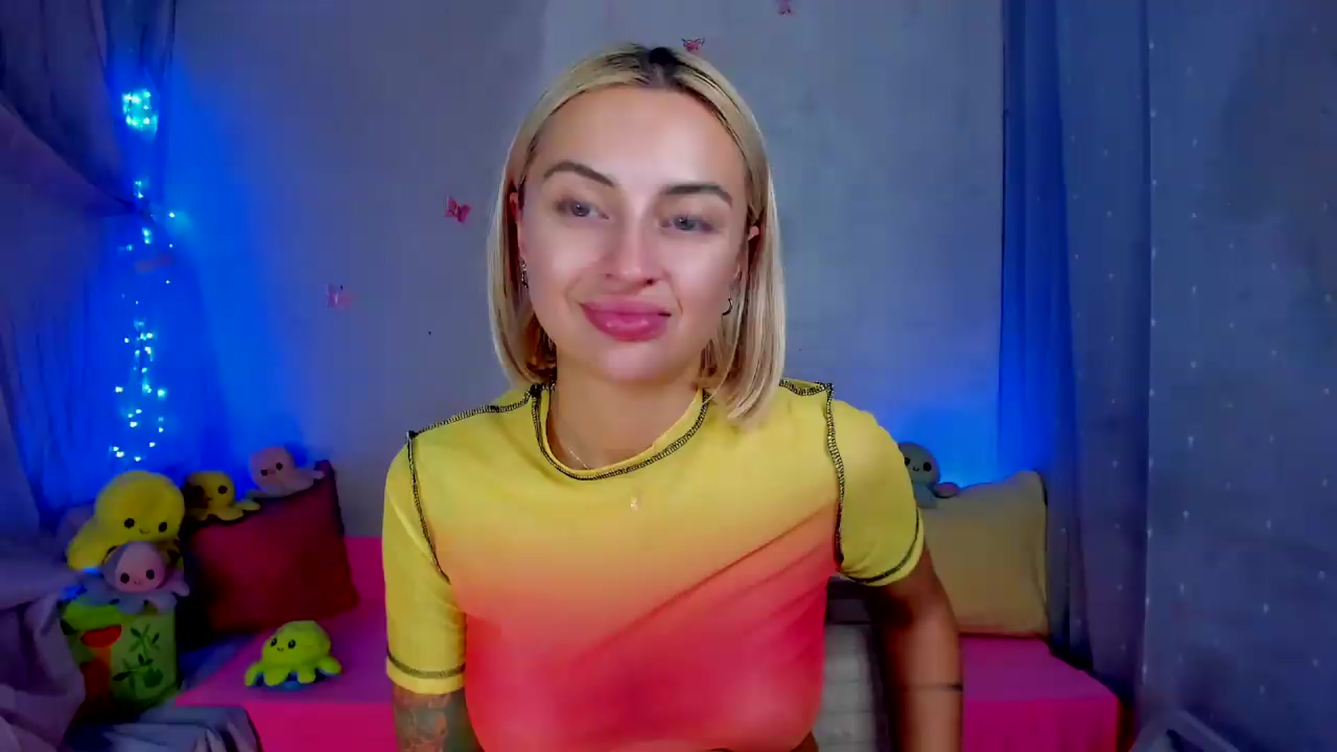 Gallery image thumbnail from YourLizzyDoll's myfreecams stream on, 09/13/2026, 03:03 image 4 of 20