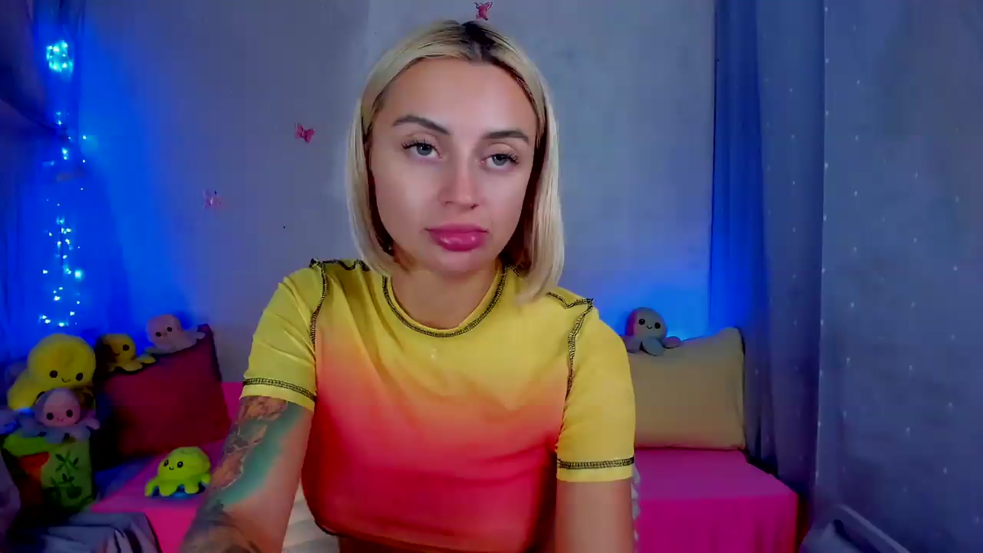 Gallery image thumbnail from YourLizzyDoll's myfreecams stream on, 09/13/2026, 03:03 image 15 of 20