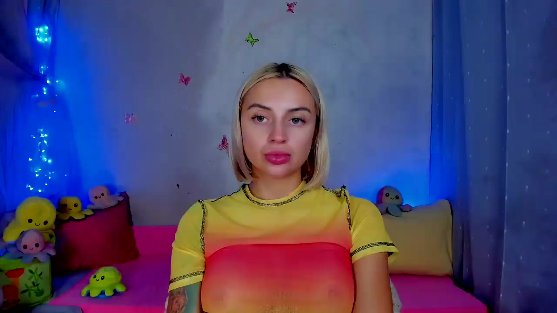 Gallery image thumbnail from YourLizzyDoll's myfreecams stream on, 09/13/2026, 03:03 image 11 of 20