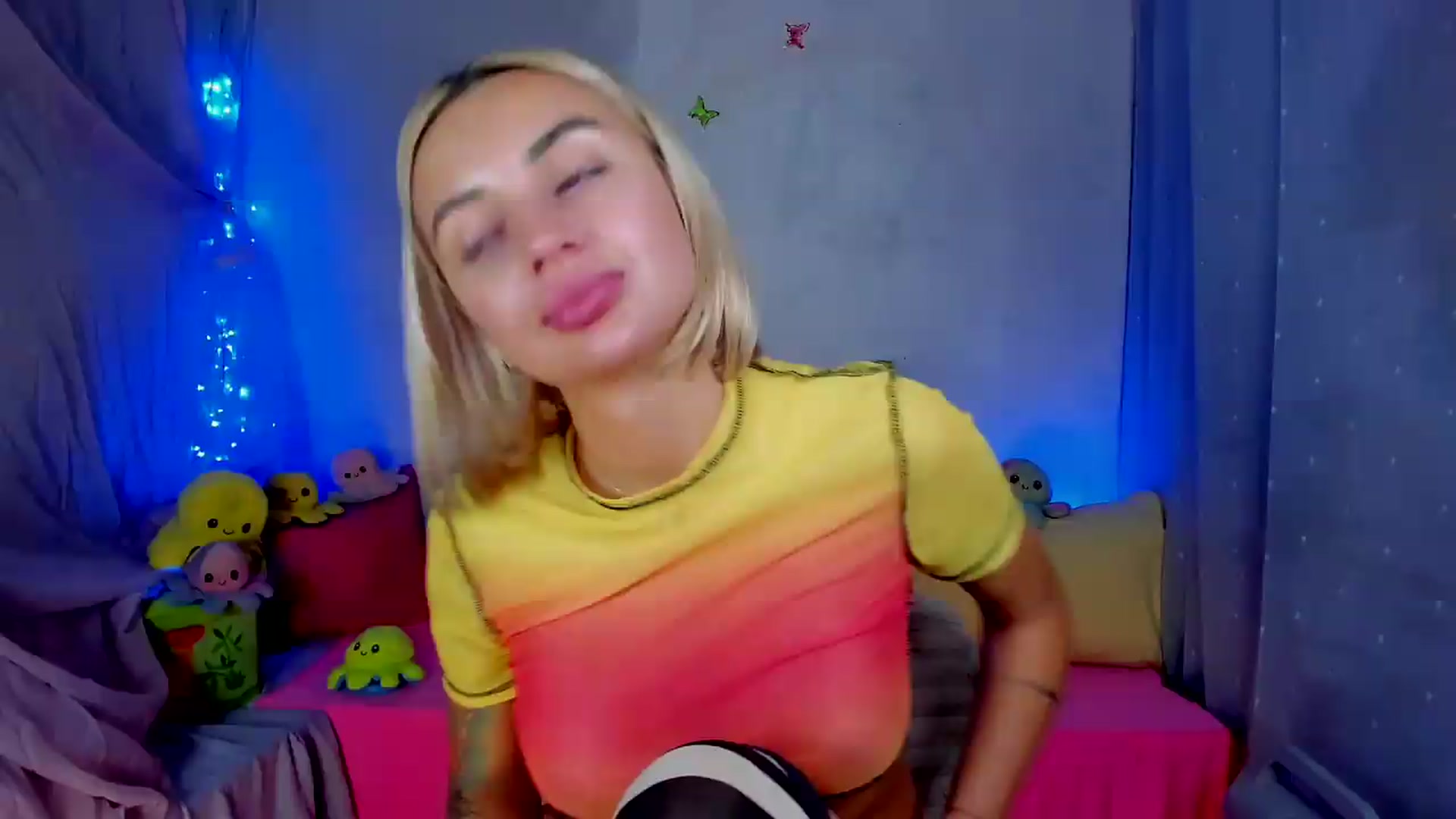 Gallery image thumbnail from YourLizzyDoll's myfreecams stream on, 09/13/2026, 03:03 image 2 of 20