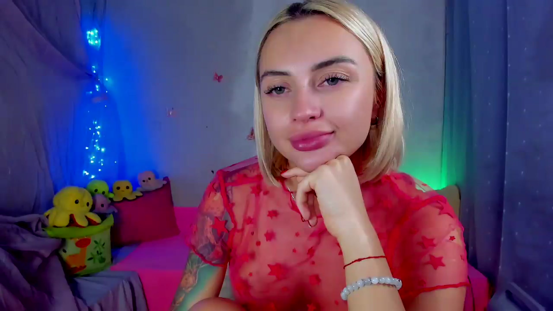 Gallery image thumbnail from YourLizzyDoll's myfreecams stream on, 09/14/2026, 03:04 image 19 of 20